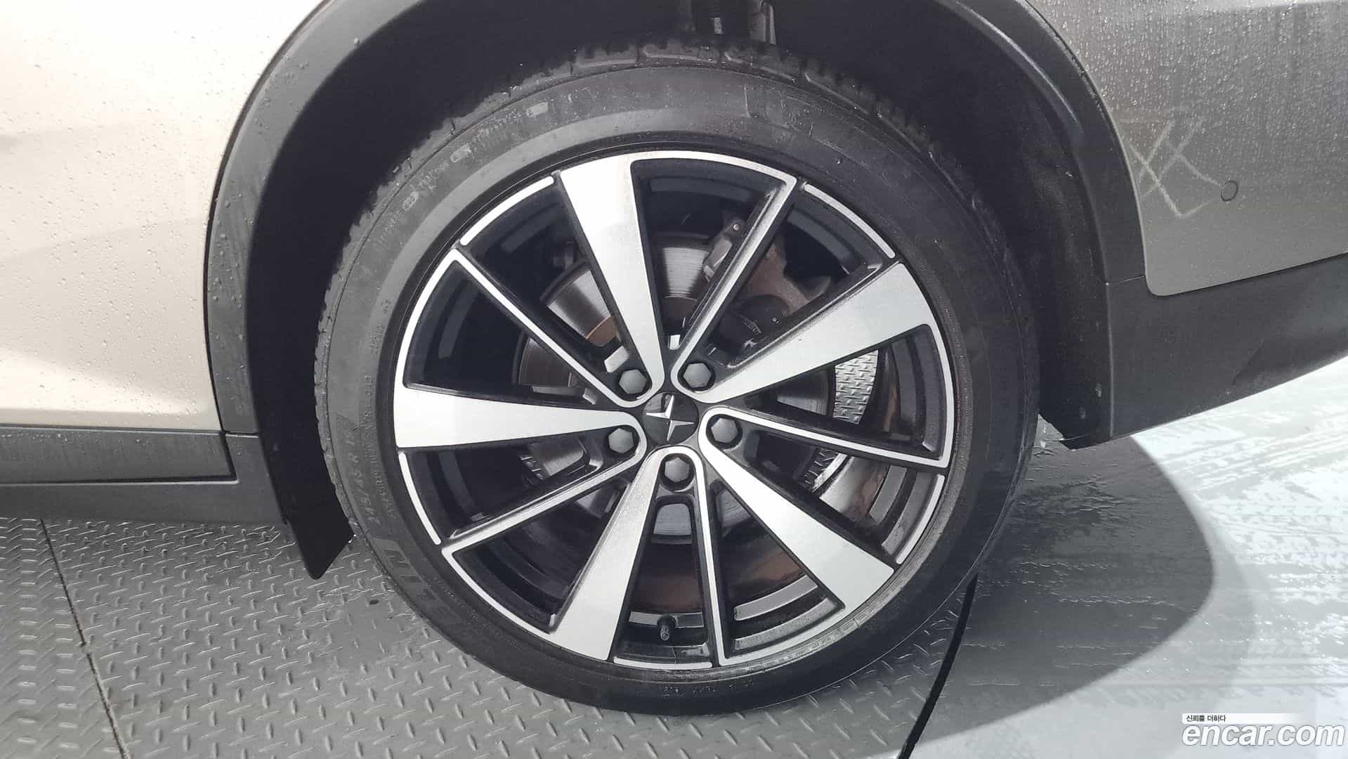Polestar 2 Polestar 2022.4-OUTER-031