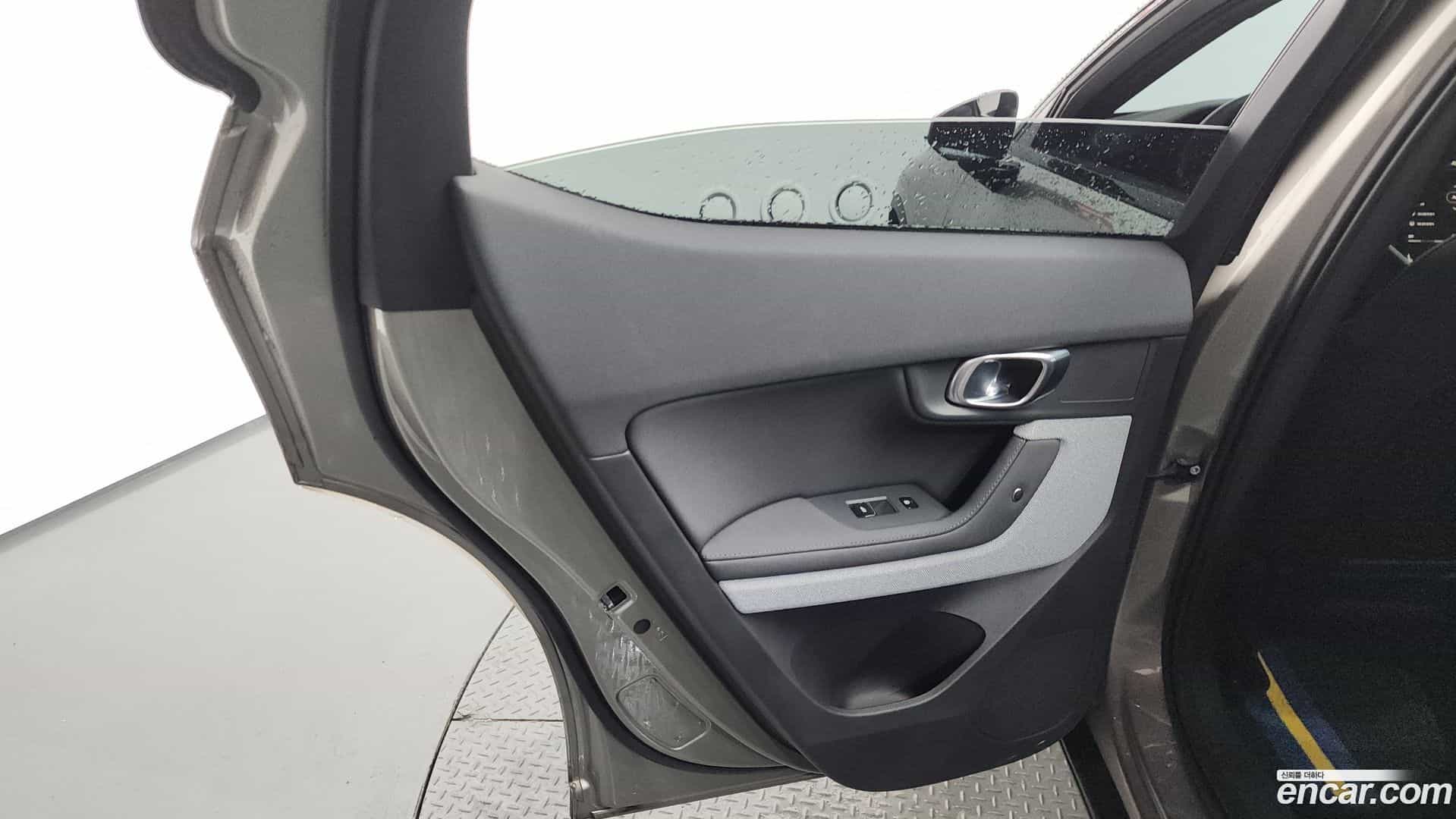 Polestar 2 Polestar 2022.4-INNER-035