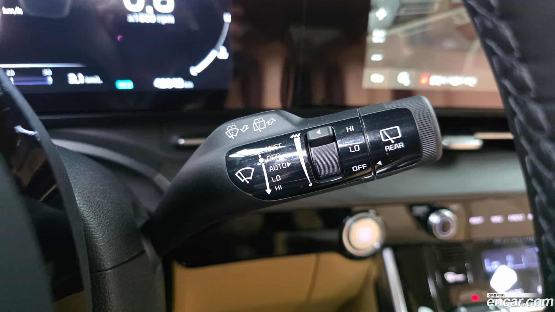 Canival Kia 2022.9-OPTION-024