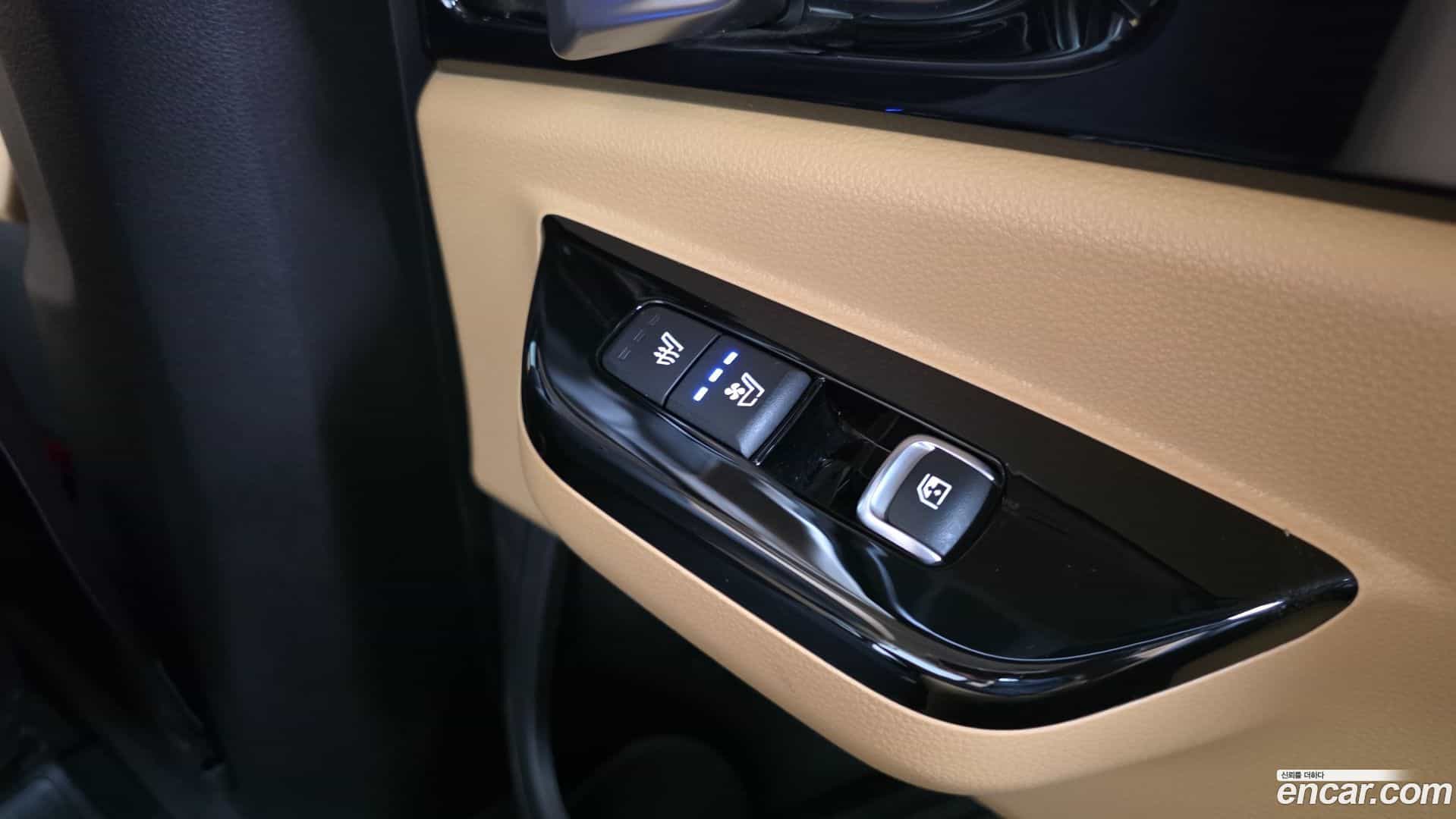 Canival Kia 2022.9-OPTION-040