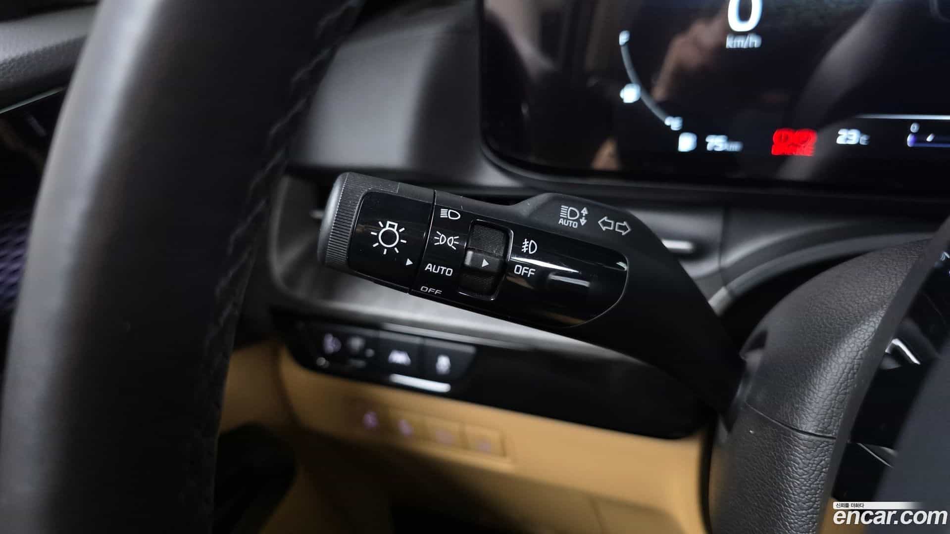 Canival Kia 2022.9-OPTION-042