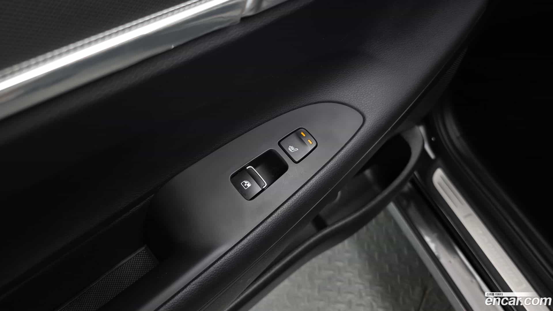 Grandeur Hyundai 2021.4-OPTION-023