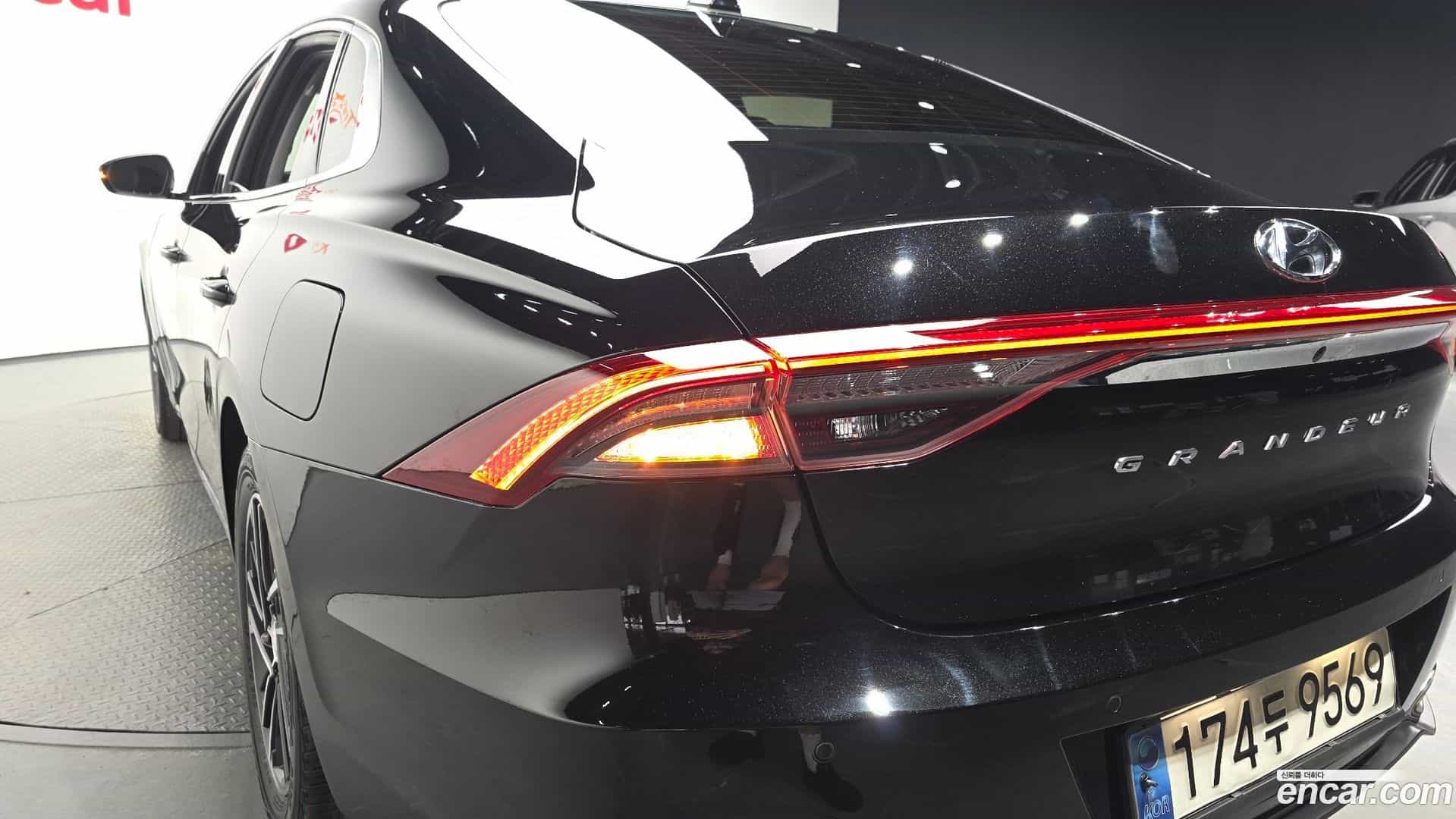 Grandeur Hyundai 2021.4-OUTER-033