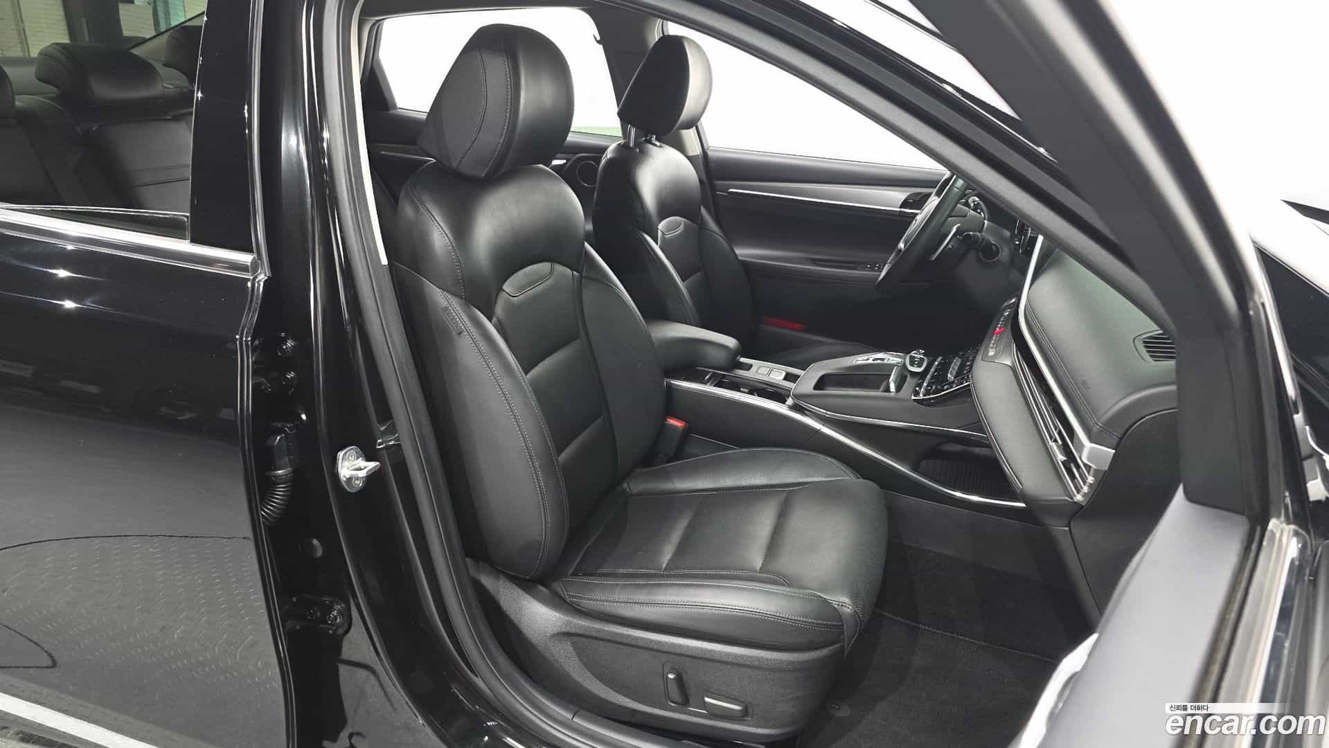 Grandeur Hyundai 2021.4-INNER-036