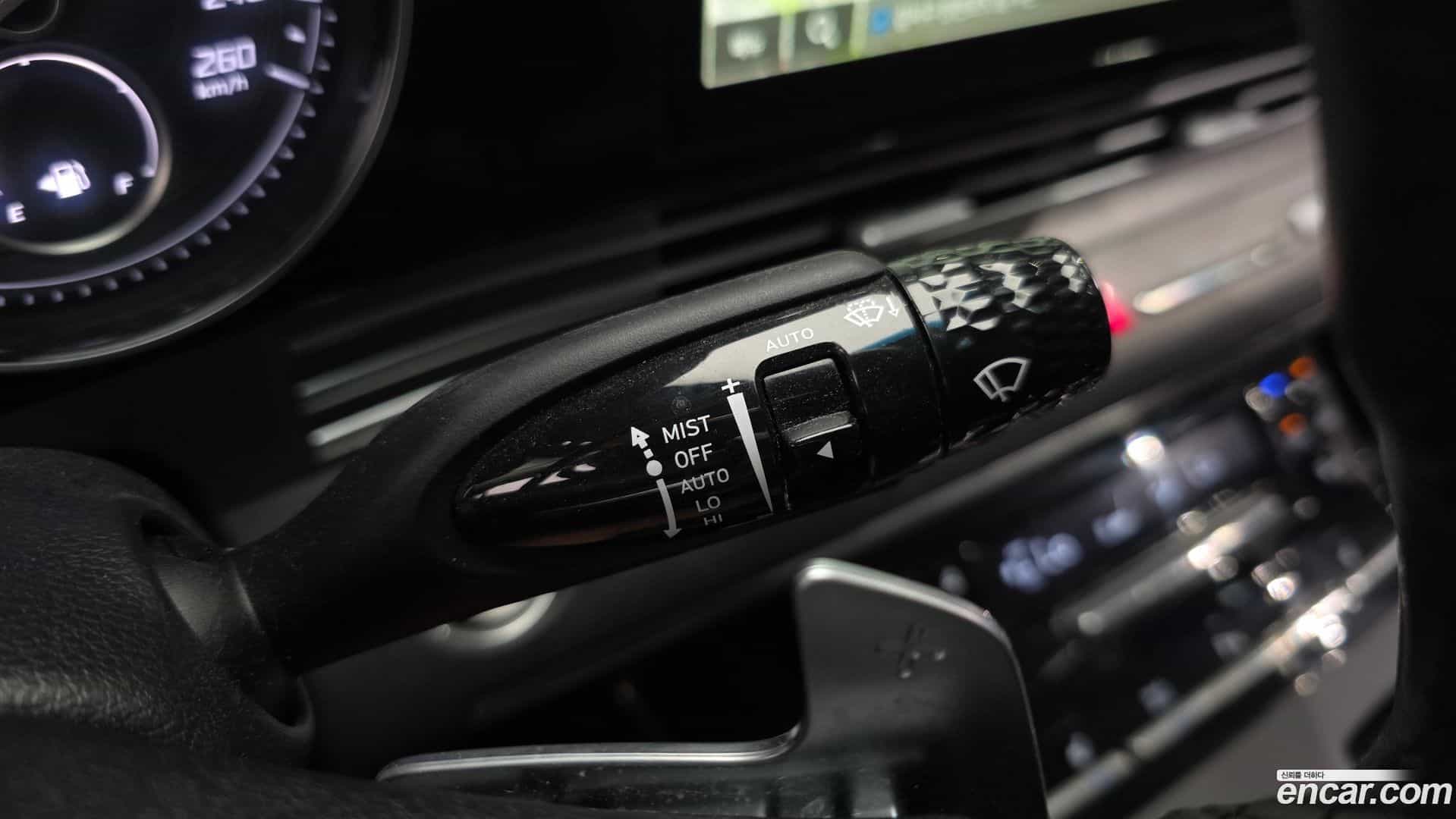 Grandeur Hyundai 2021.4-OPTION-040