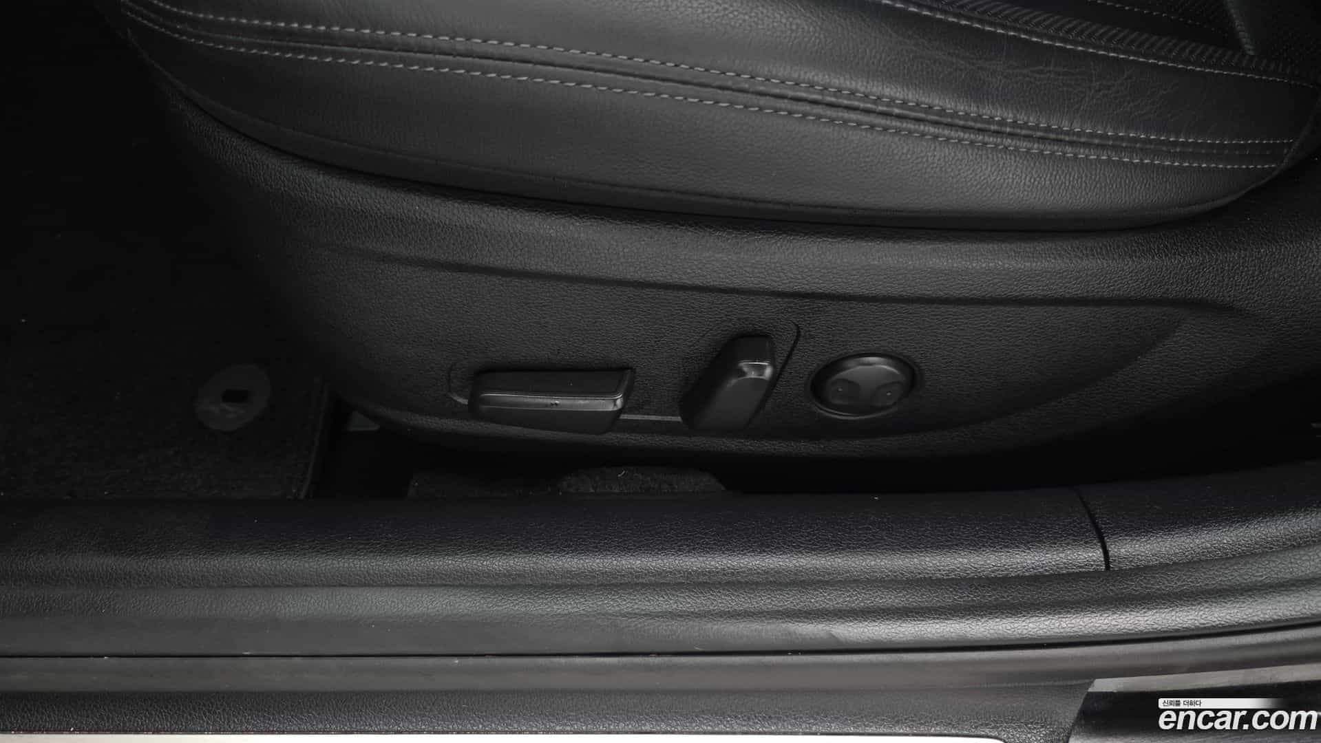 Grandeur Hyundai 2021.4-OPTION-045