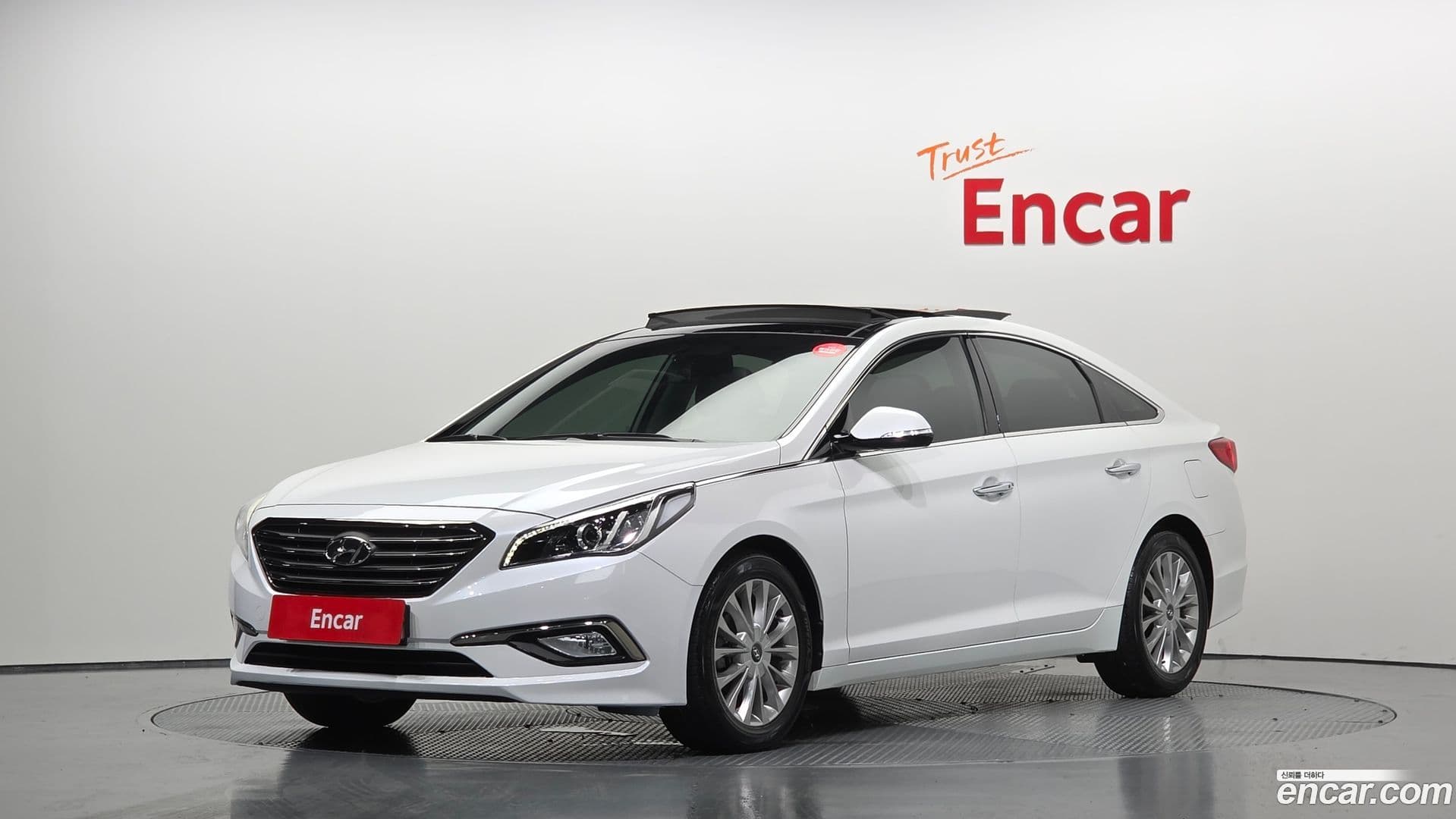 Main__Slider__Photo:Sonata Hyundai 2016.8-0