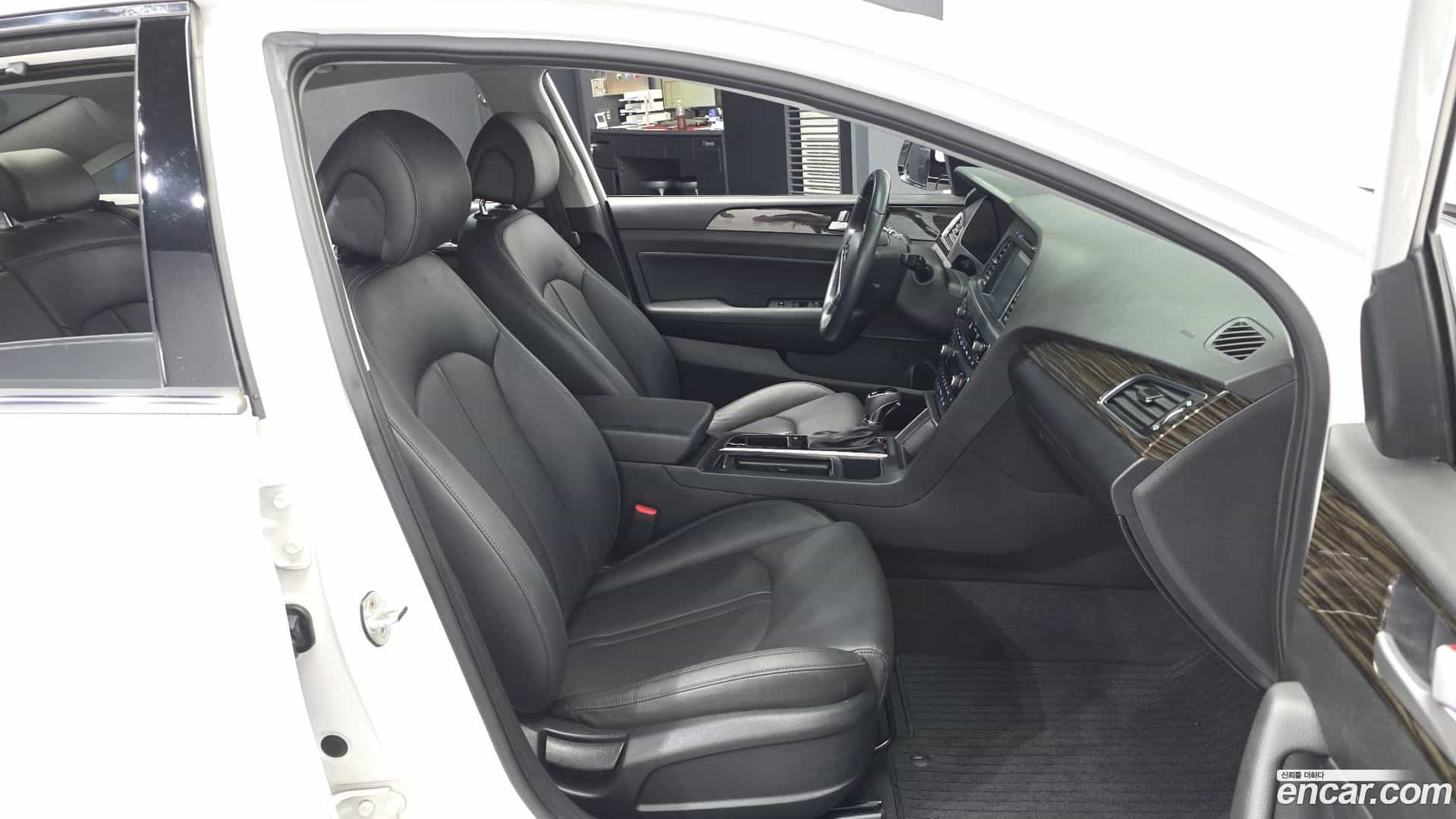 Sonata Hyundai 2016.8-OPTION-015
