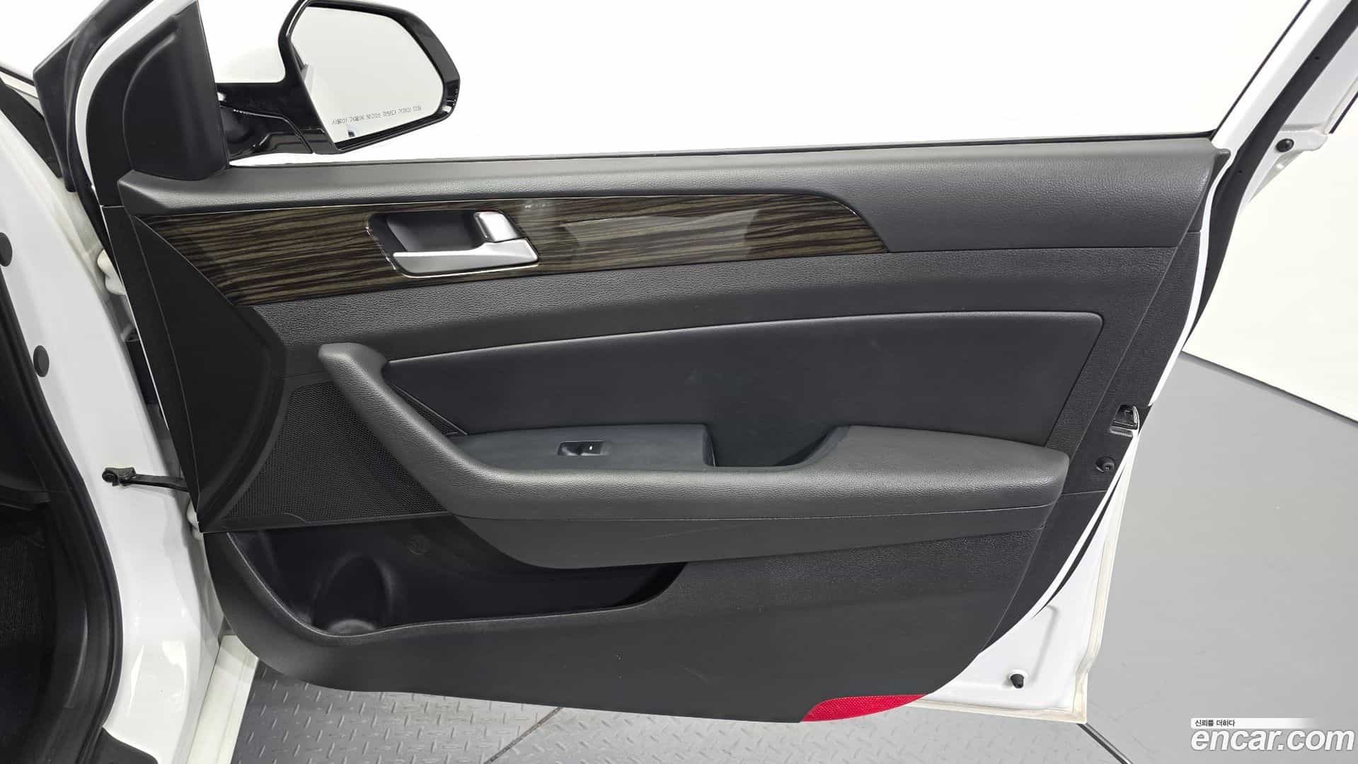 Sonata Hyundai 2016.8-INNER-034