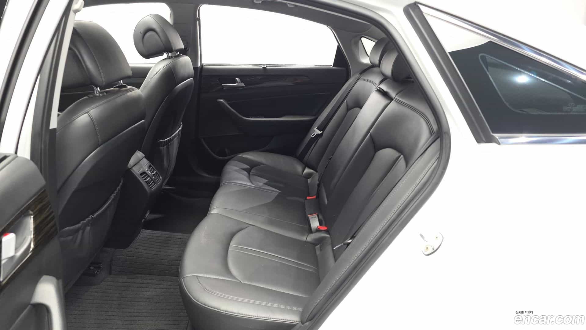 Sonata Hyundai 2016.8-INNER-036