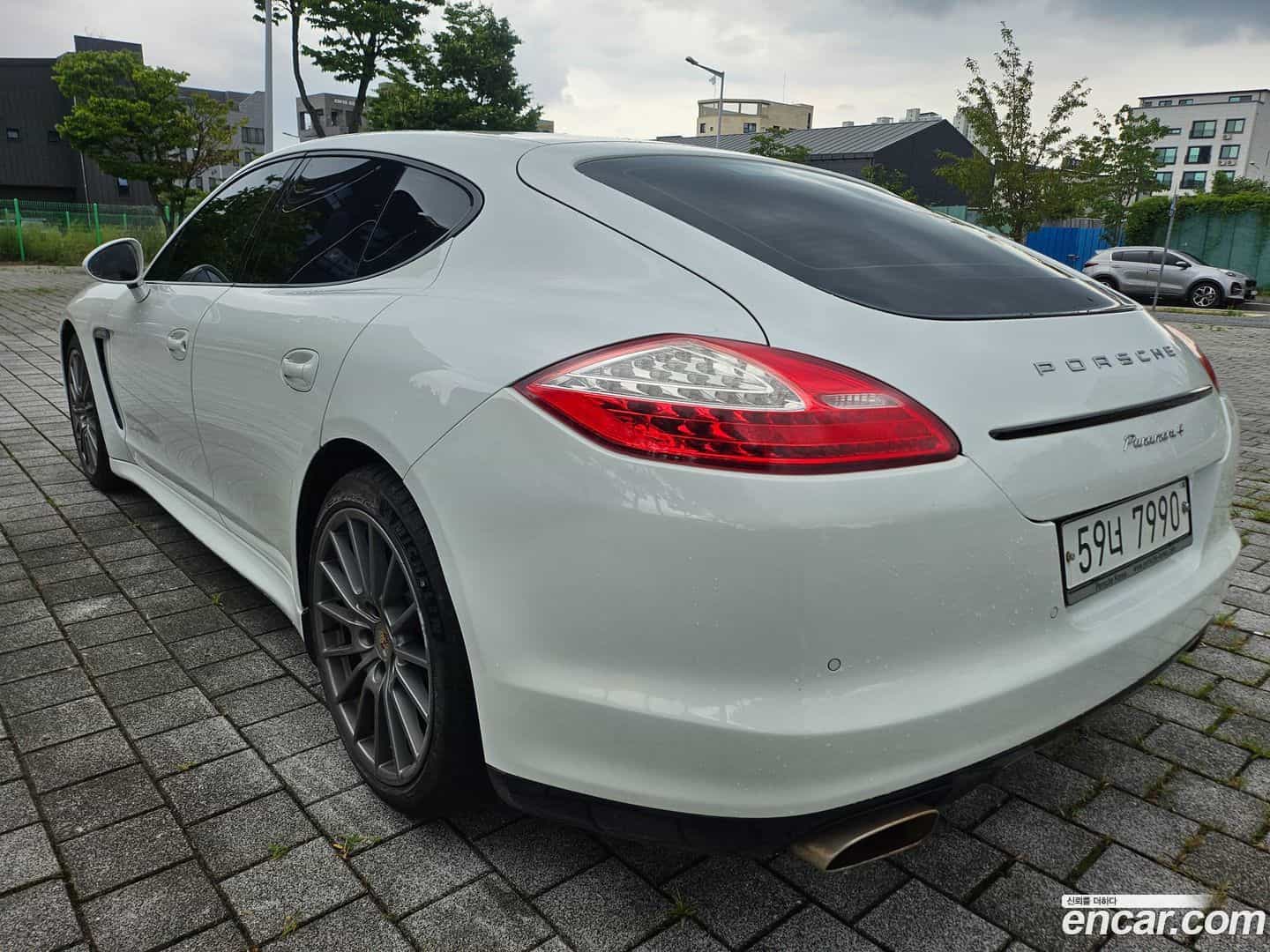 Panamera Porsche 2013.1-INNER-008