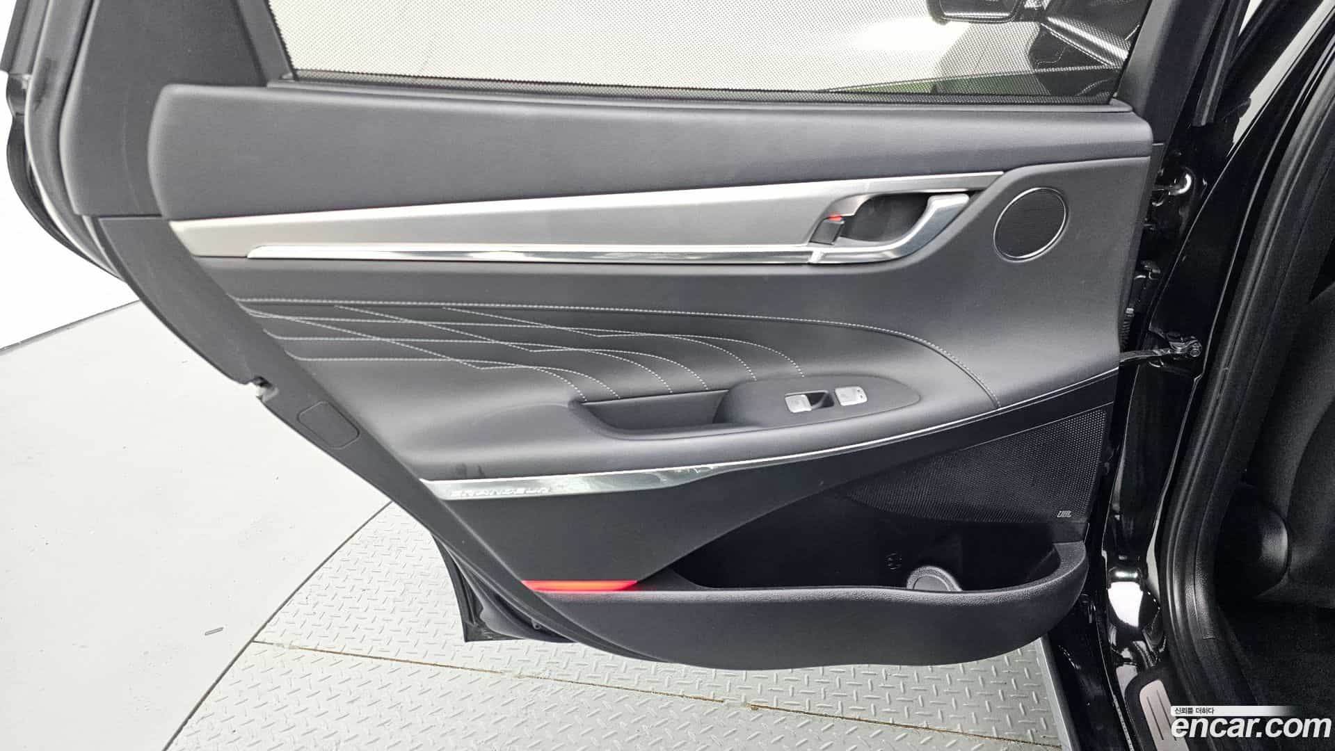 Grandeur Hyundai 2022.5-INNER-035