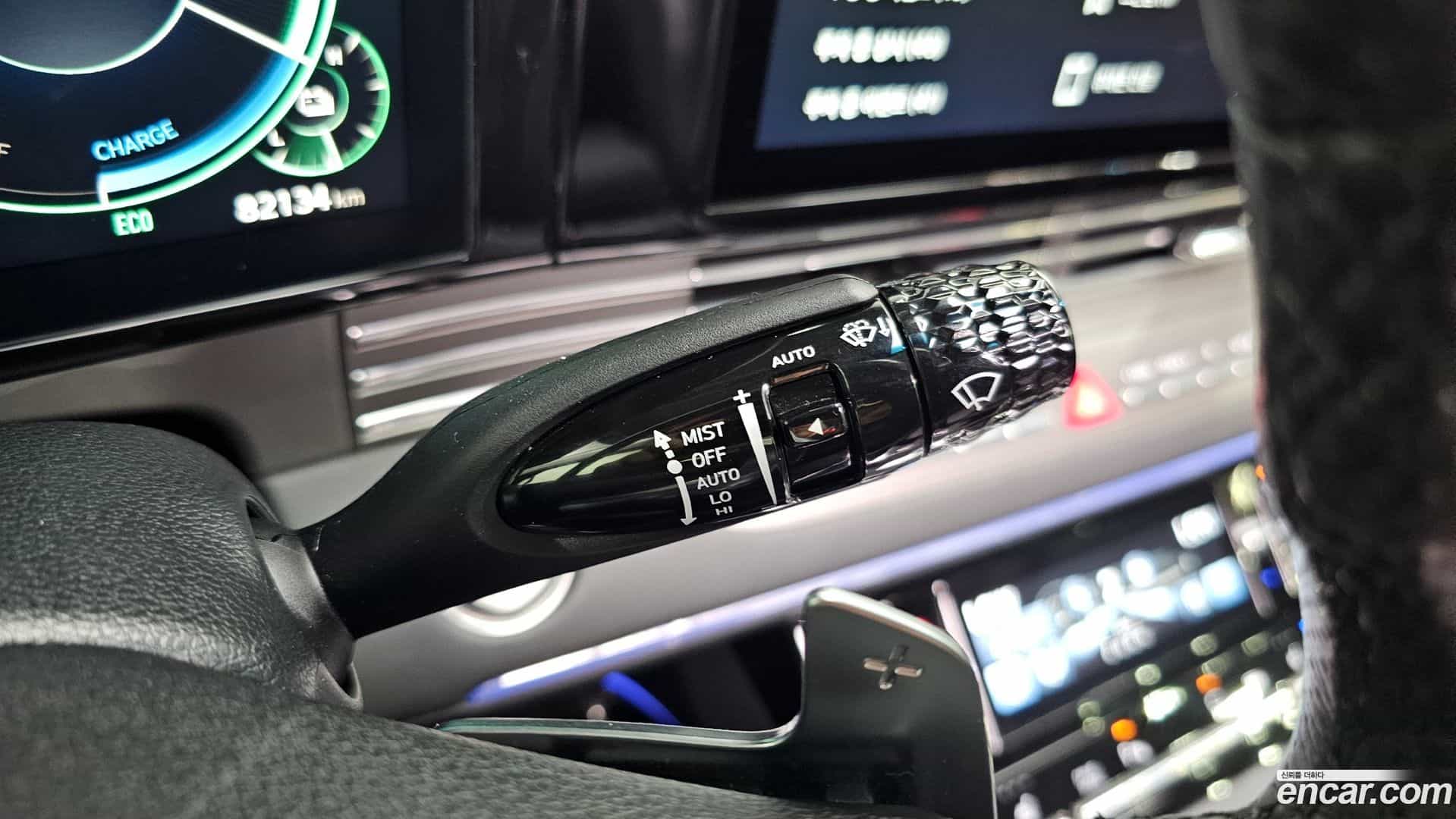 Grandeur Hyundai 2022.5-OPTION-044