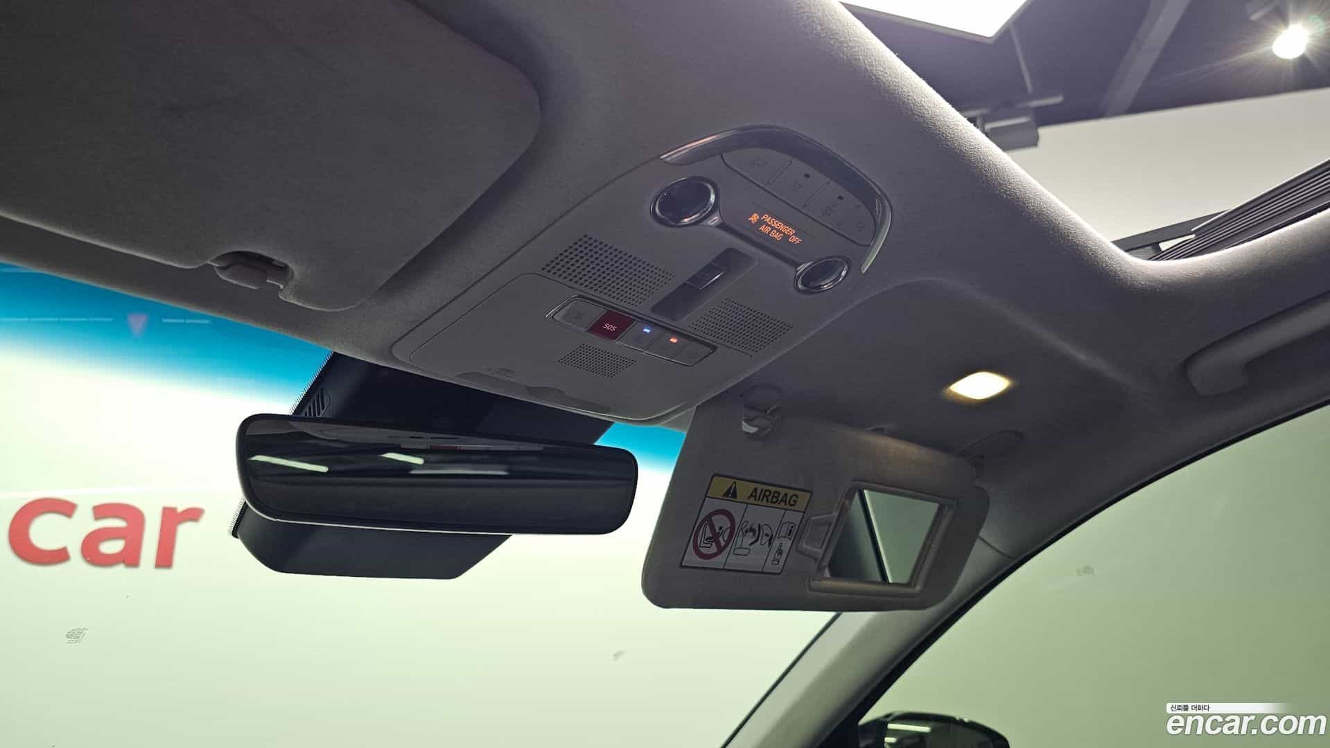 Grandeur Hyundai 2022.5-OPTION-050