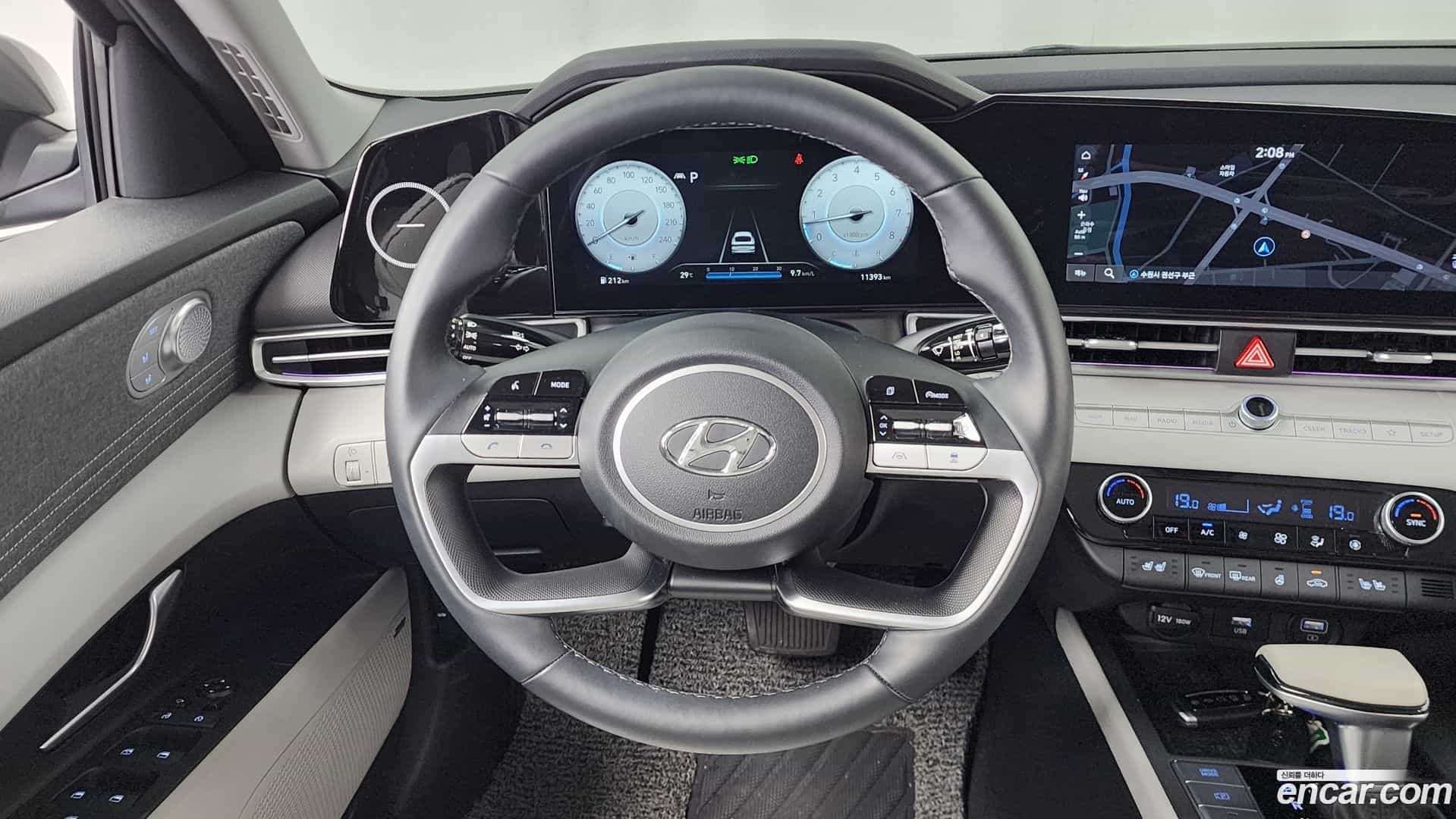 AVANTE Hyundai 2021.8-OPTION-017