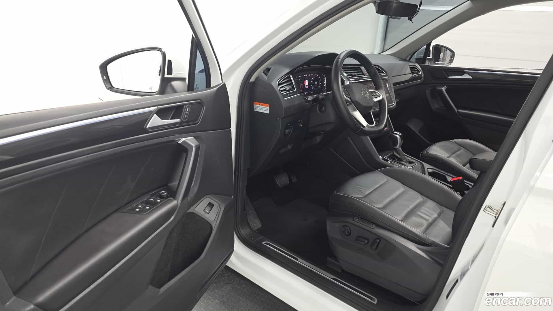 Tiguan Volkswagen 2023.6-INNER-010