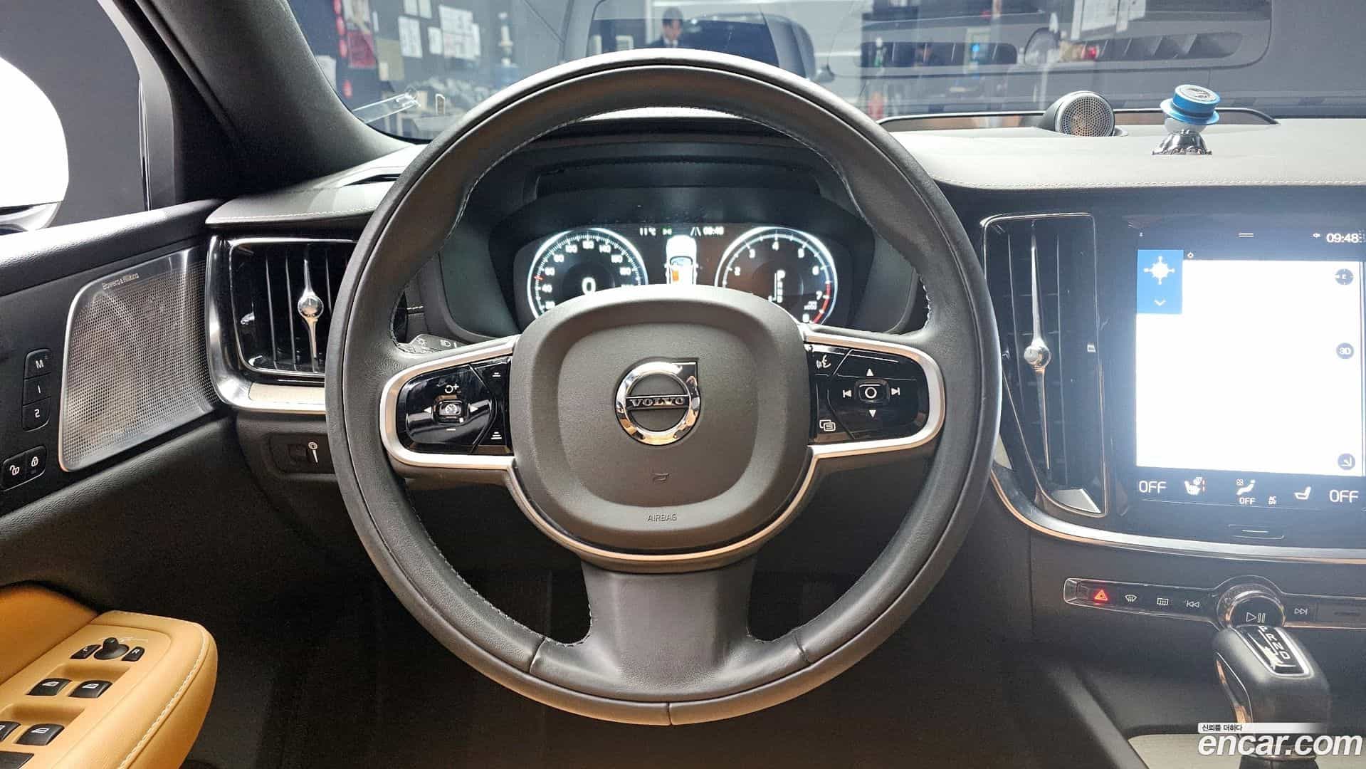V60 Volvo 2019.6-OPTION-018
