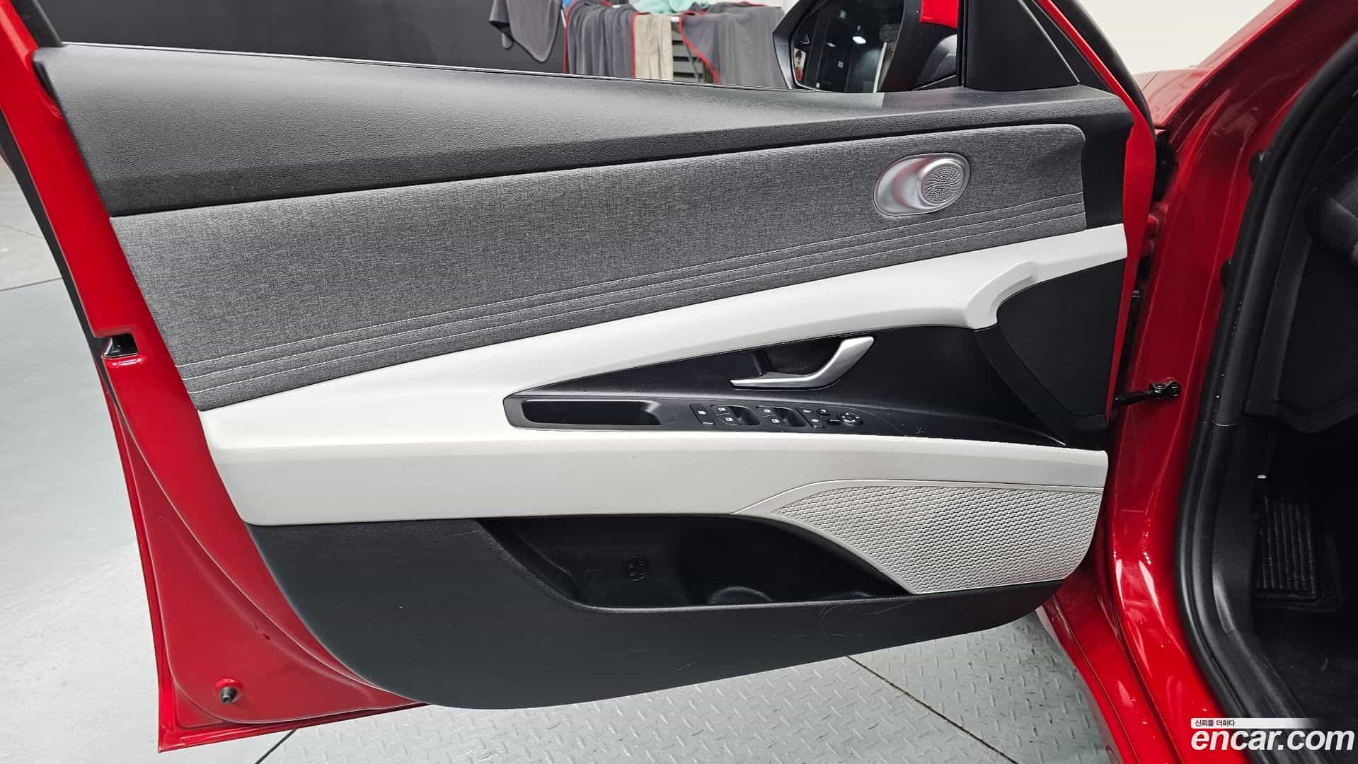 AVANTE Hyundai 2021.5-INNER-034