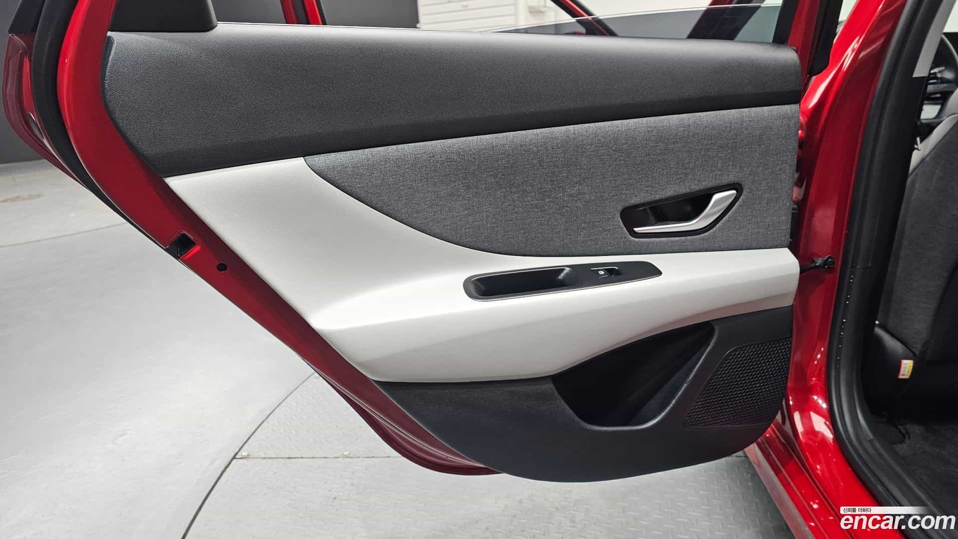 AVANTE Hyundai 2021.5-INNER-035