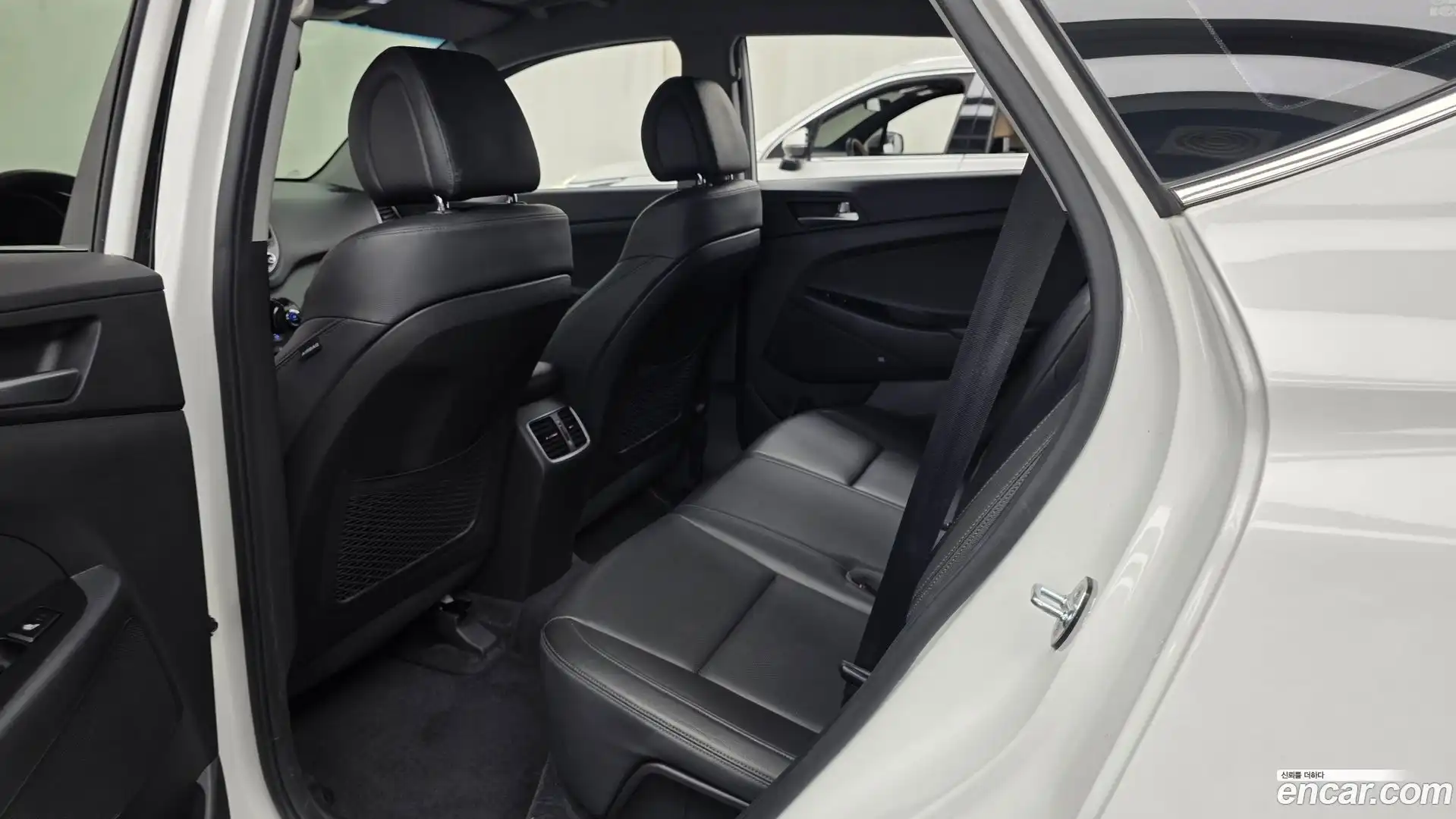 Tucson Hyundai 2016.11-INNER-036