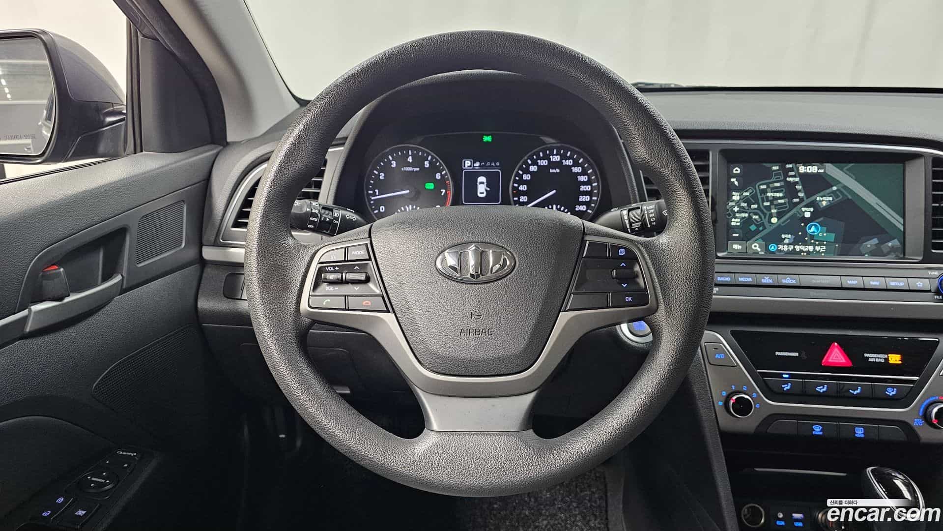 AVANTE Hyundai 2017.3-OPTION-017
