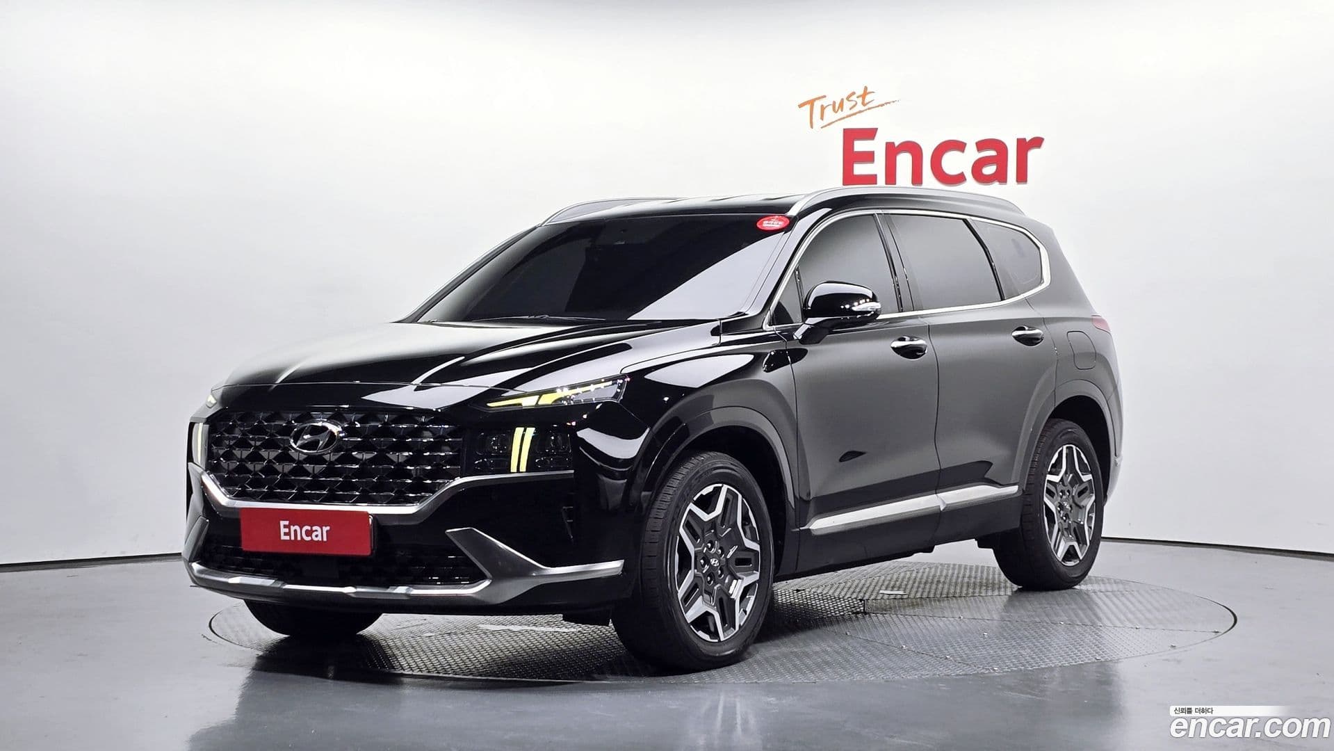 Main__Slider__Photo:Santafe Hyundai 2021.11-0