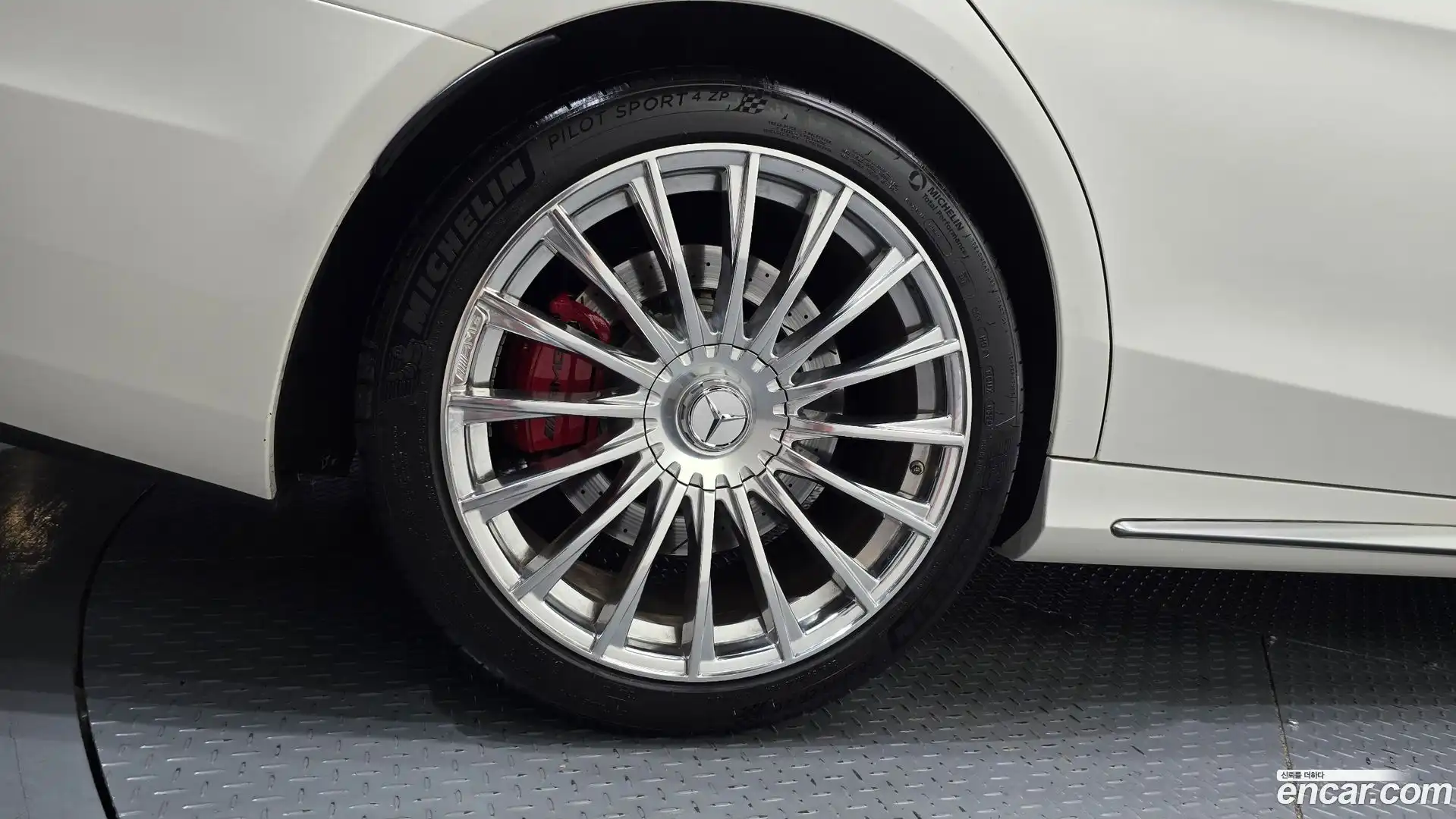 S-Class Mercedes-Benz 2017.1-OUTER-005
