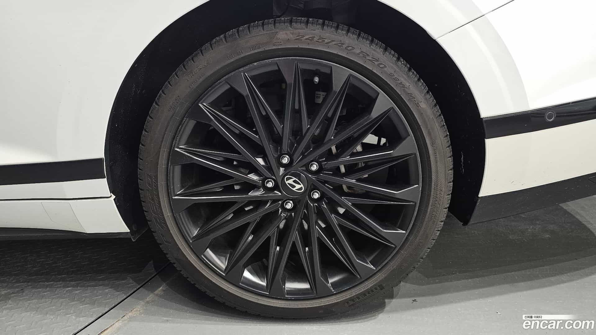 Grandeur Hyundai 2023.2-OUTER-031