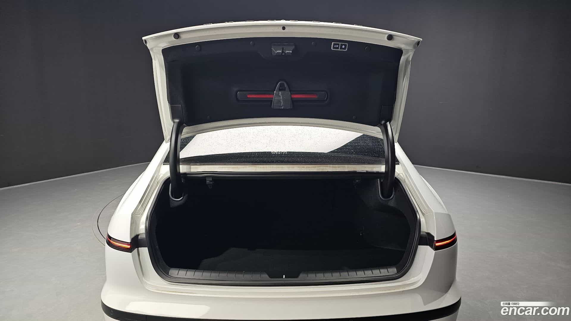 Grandeur Hyundai 2023.2-OPTION-043