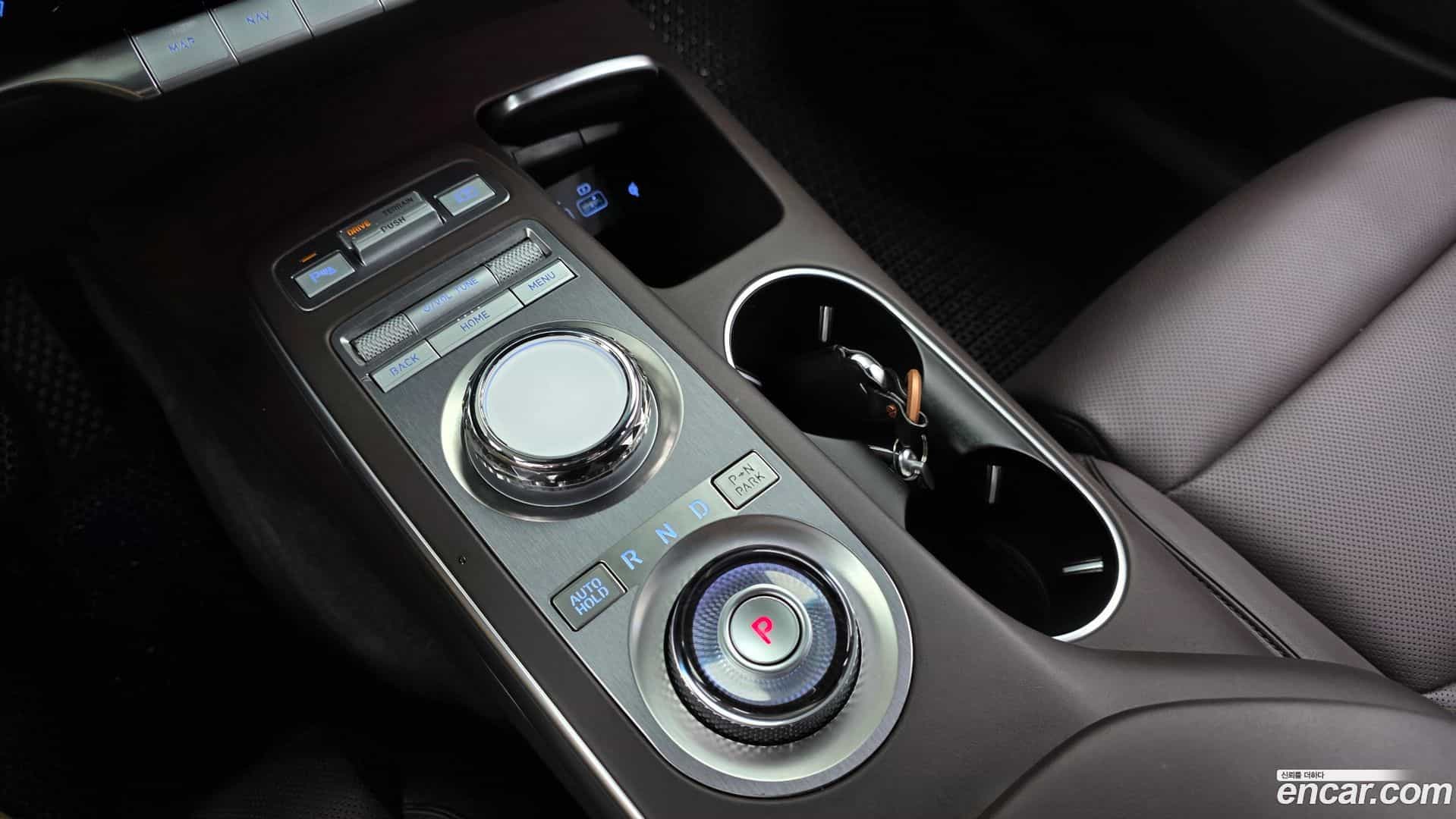 GV70 Genesis 2024.0-INNER-009