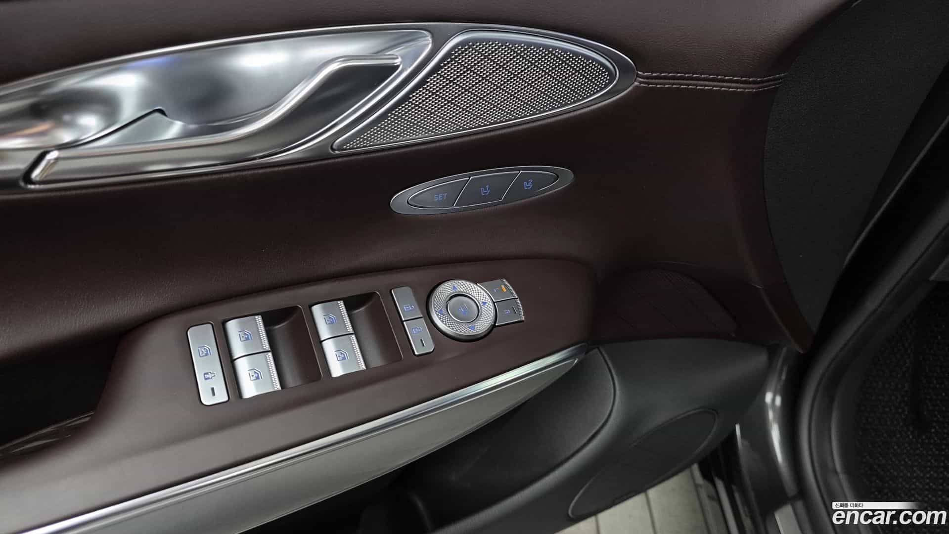 GV70 Genesis 2024.0-OPTION-040