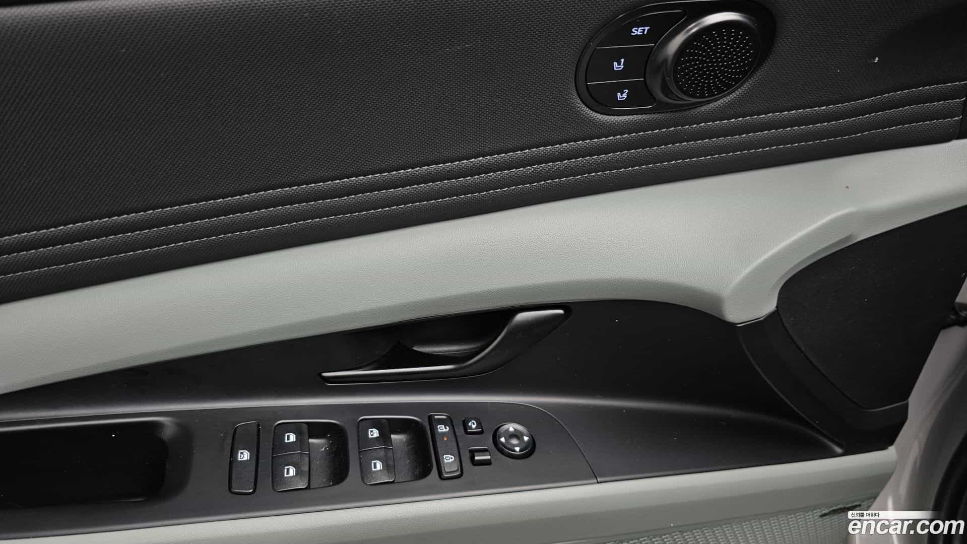 AVANTE Hyundai 2023.11-OPTION-043