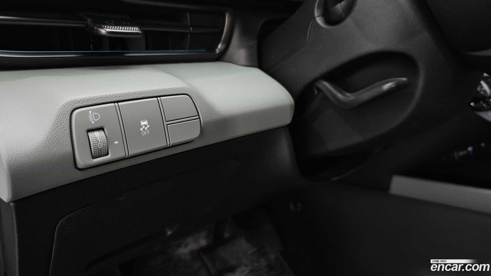 AVANTE Hyundai 2023.11-OPTION-048
