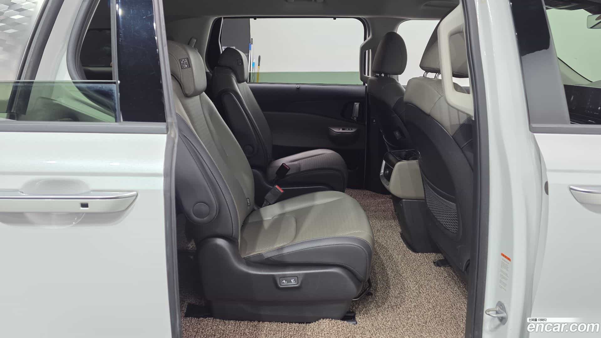 Canival Kia 2023.11-OPTION-015