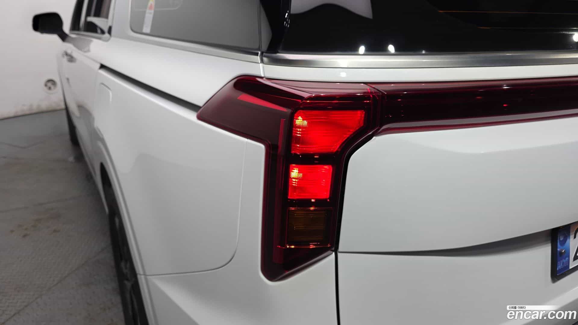 Canival Kia 2023.11-OUTER-033