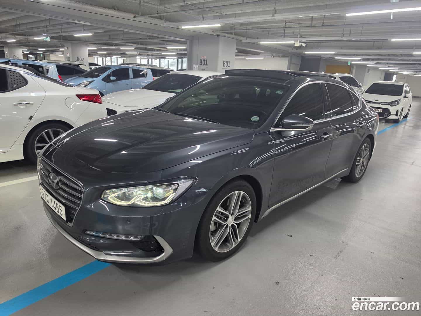 Grandeur Hyundai 2018.6-OUTER-003