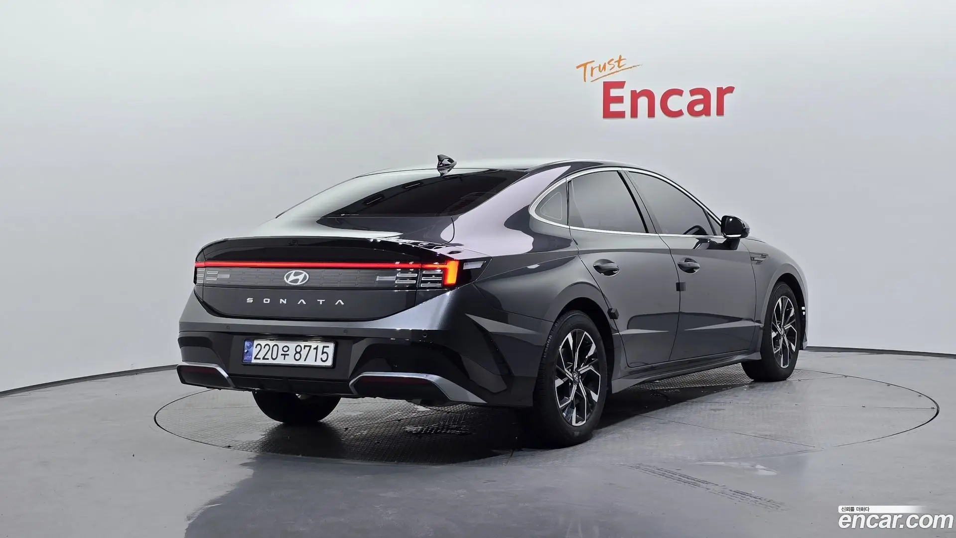 Main__Slider__Photo:Sonata Hyundai 2024.5-1