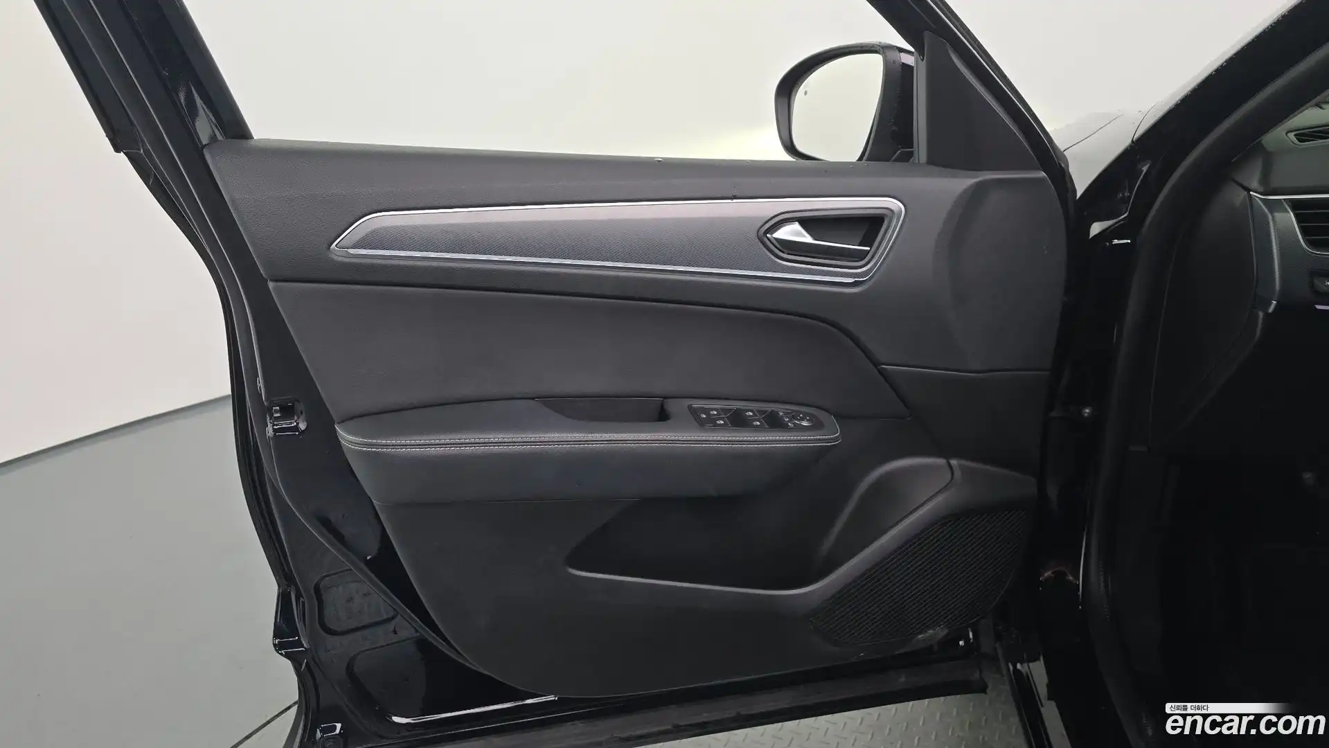 XM3 Renault Korea 2022.4-INNER-034