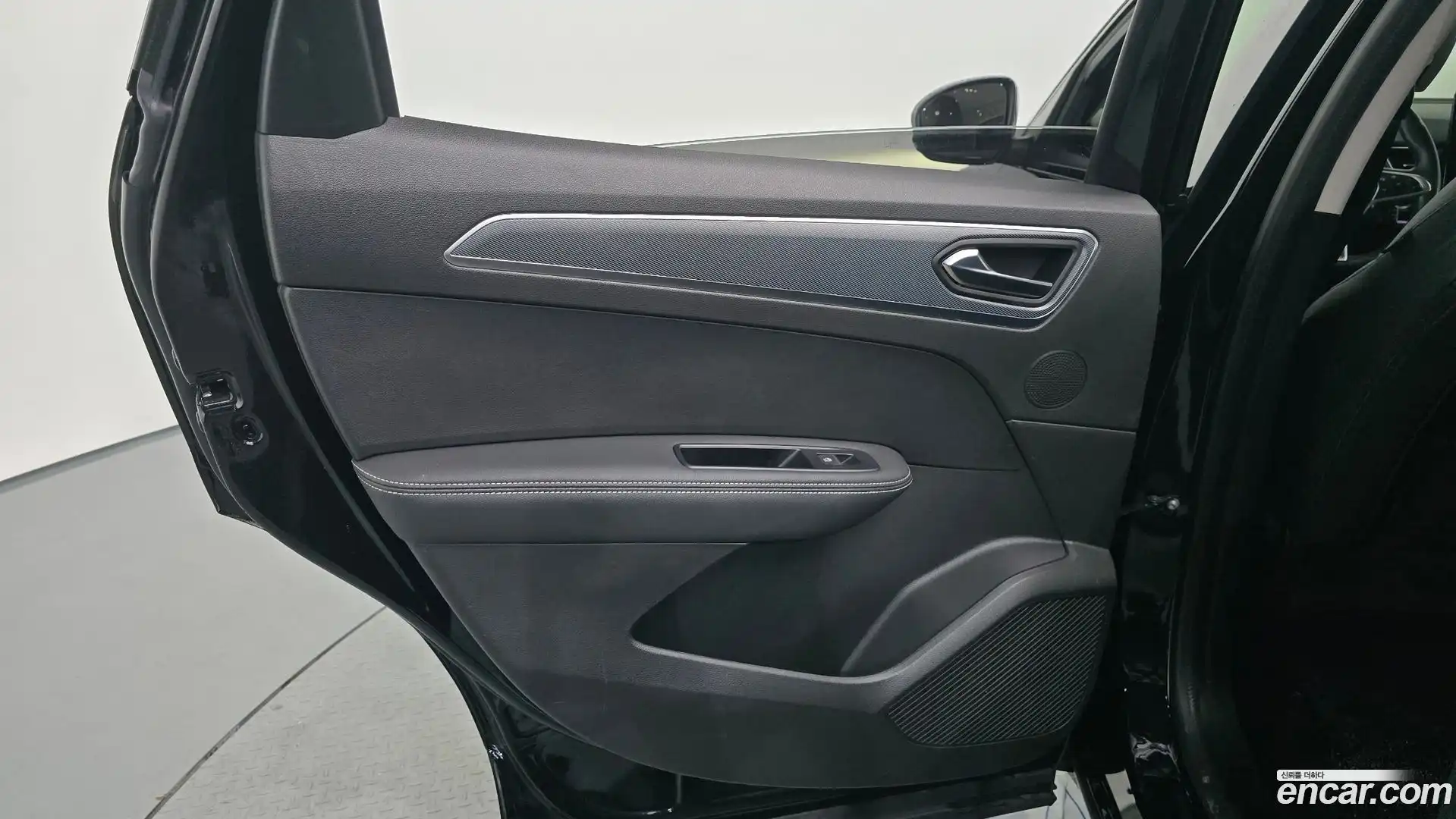 XM3 Renault Korea 2022.4-INNER-035