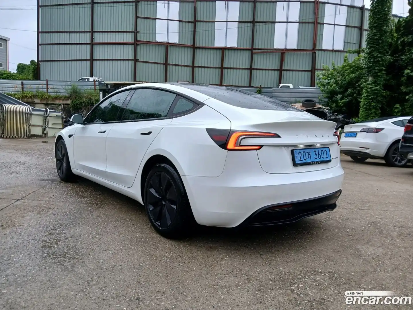 Model 3 Tesla 2024.3-OUTER-003