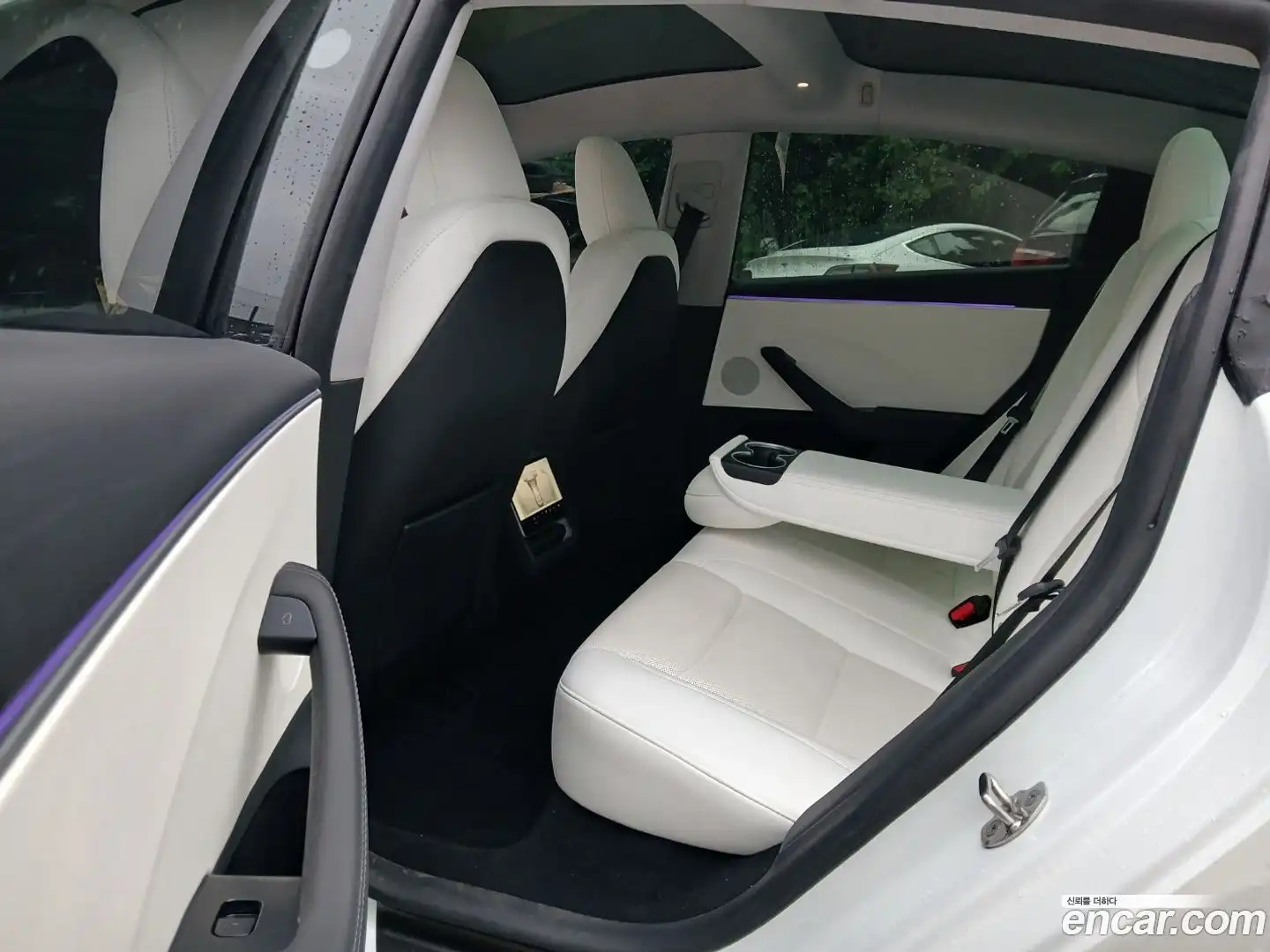 Model 3 Tesla 2024.3-INNER-010