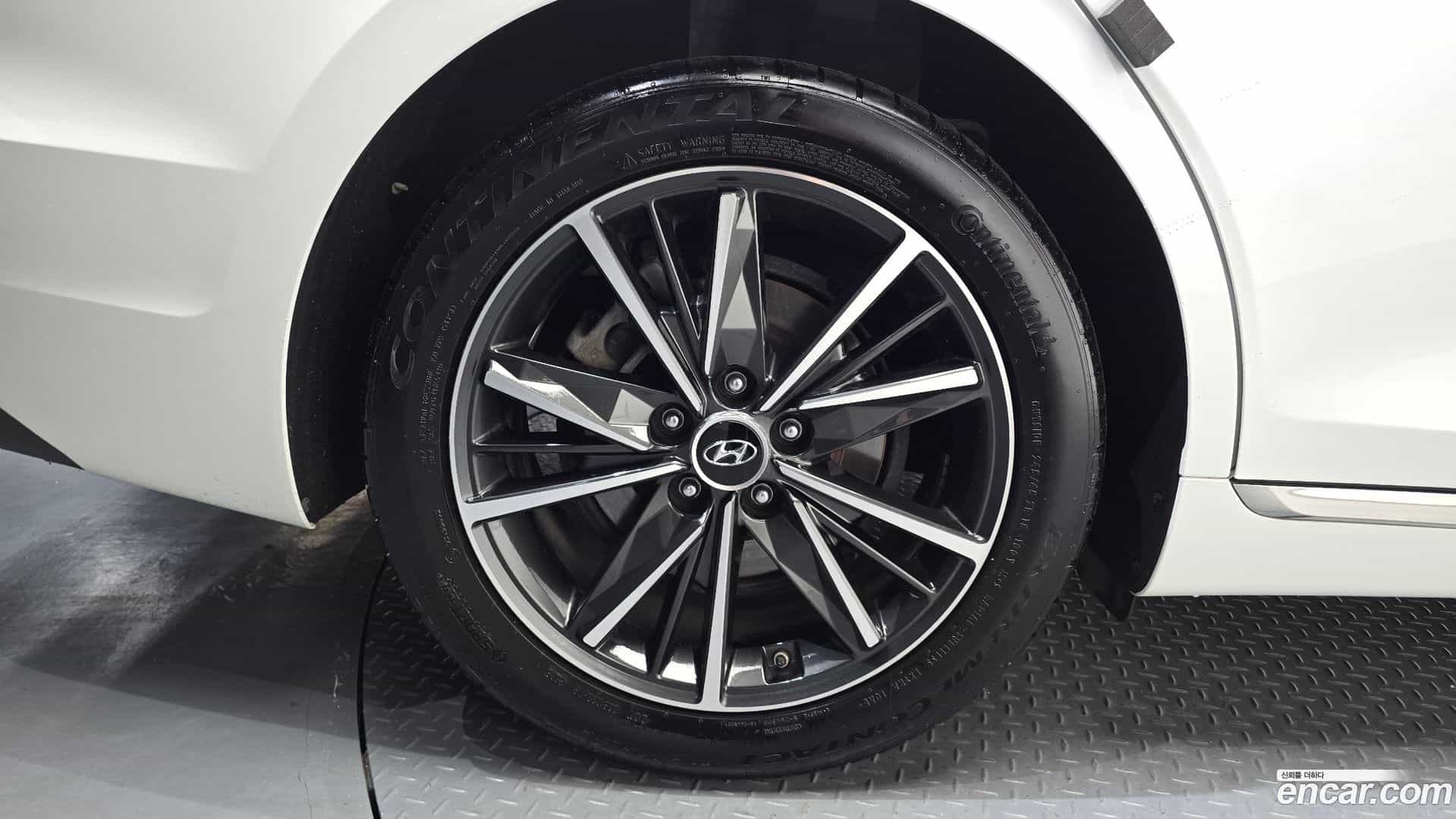 Grandeur Hyundai 2021.10-OUTER-005