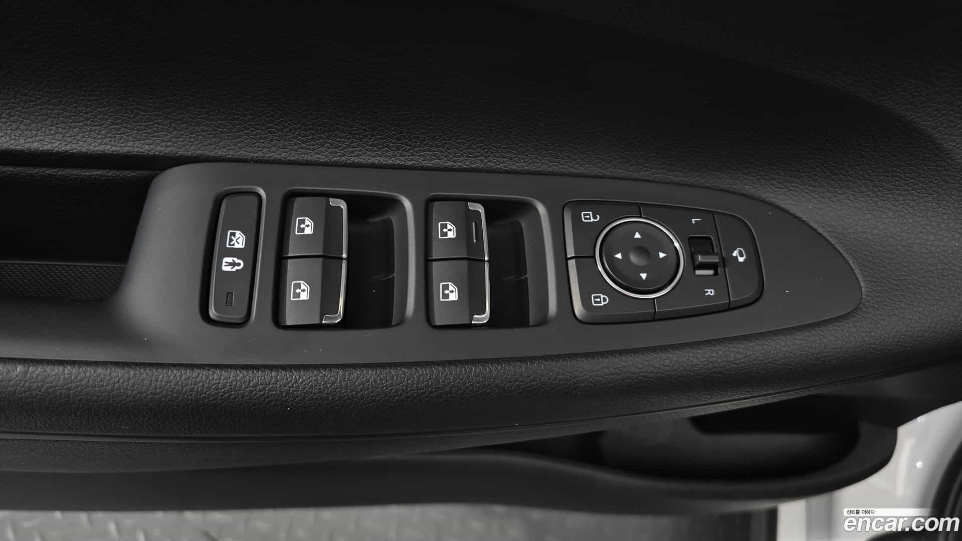 Grandeur Hyundai 2021.10-OPTION-042