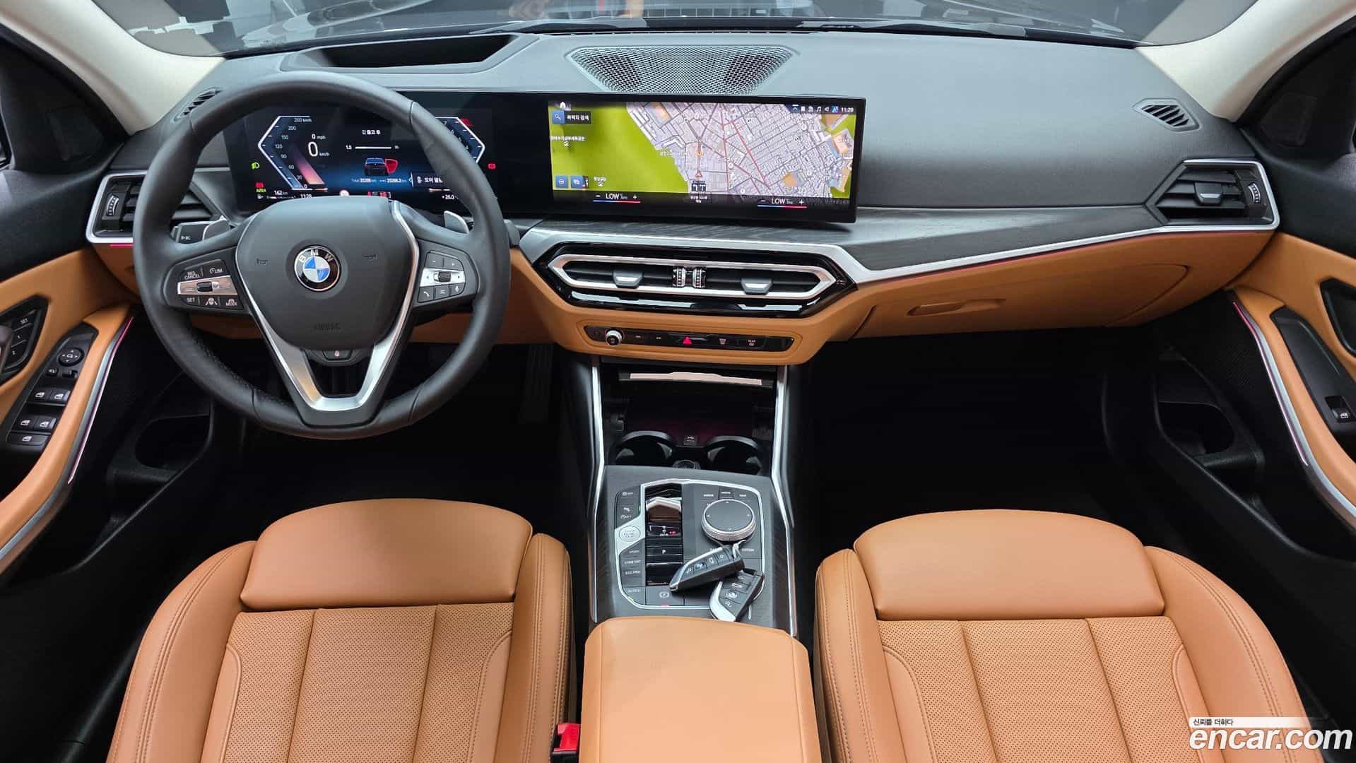 3-Series BMW 2023.6-INNER-007