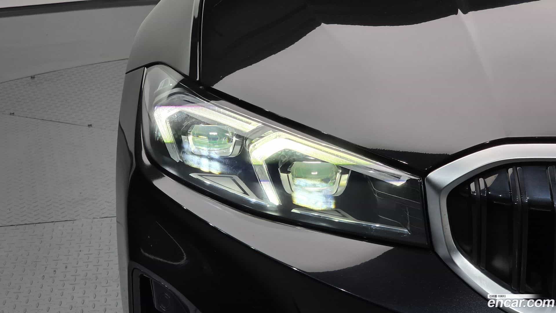 3-Series BMW 2023.6-OUTER-032
