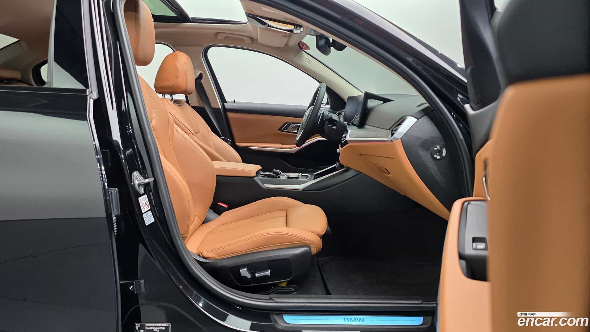 3-Series BMW 2023.6-INNER-036