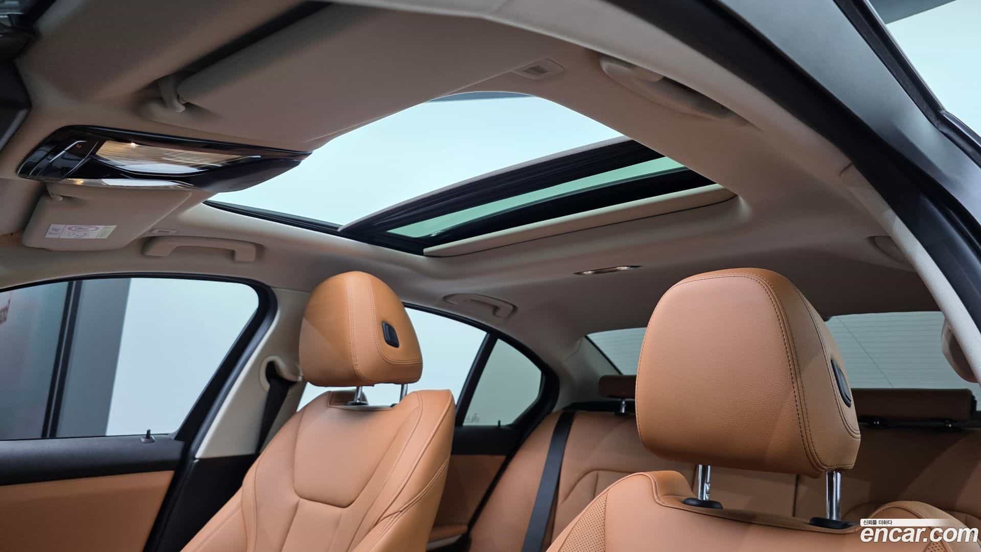 3-Series BMW 2023.6-OPTION-043