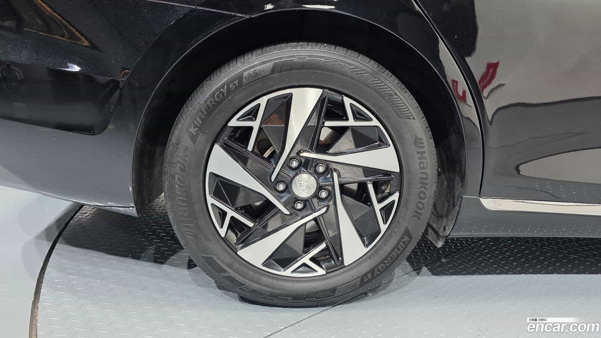 Grandeur Hyundai 2022.3-OUTER-005
