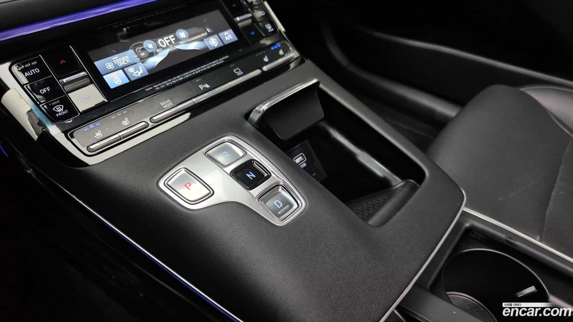 Grandeur Hyundai 2022.3-INNER-009