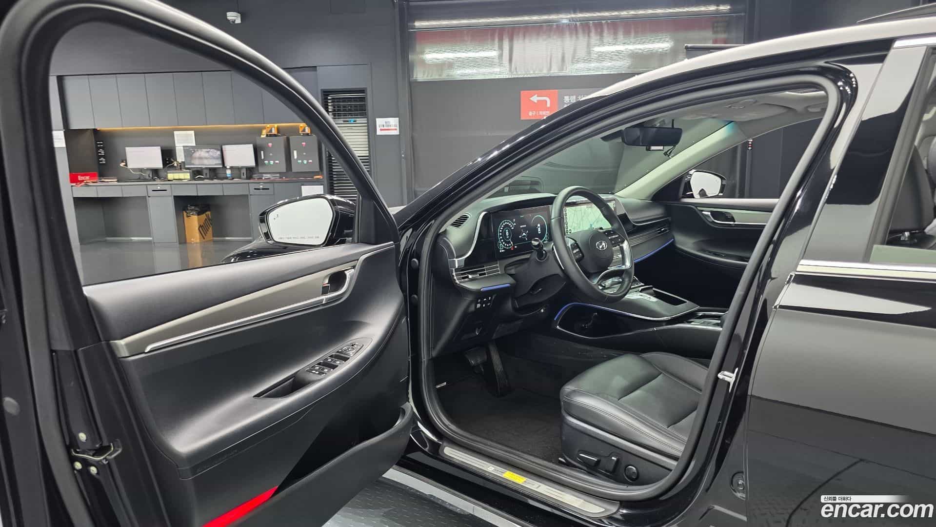 Grandeur Hyundai 2022.3-INNER-010